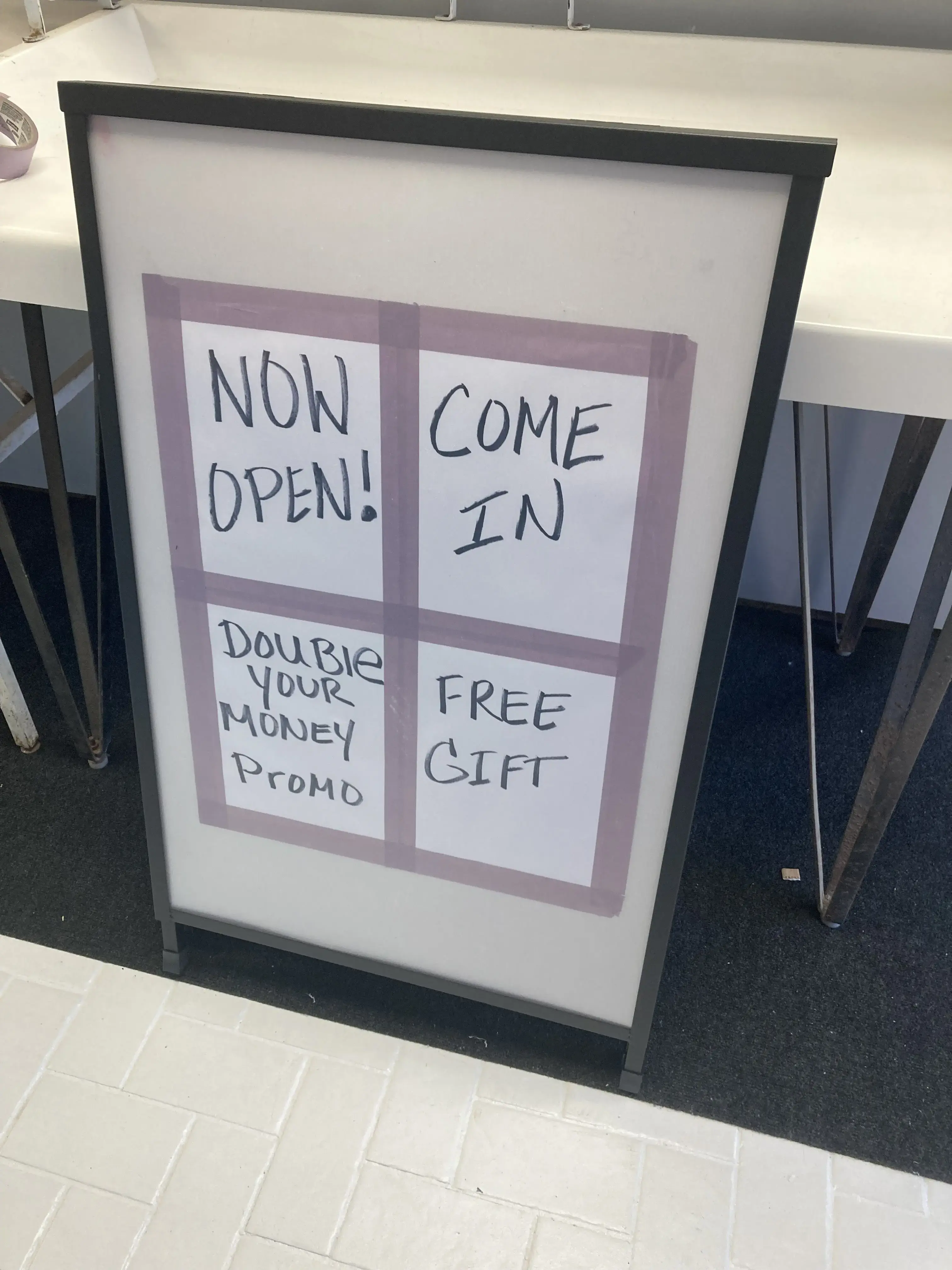 Top Wash Laundromats & Wash and fold - Image 19