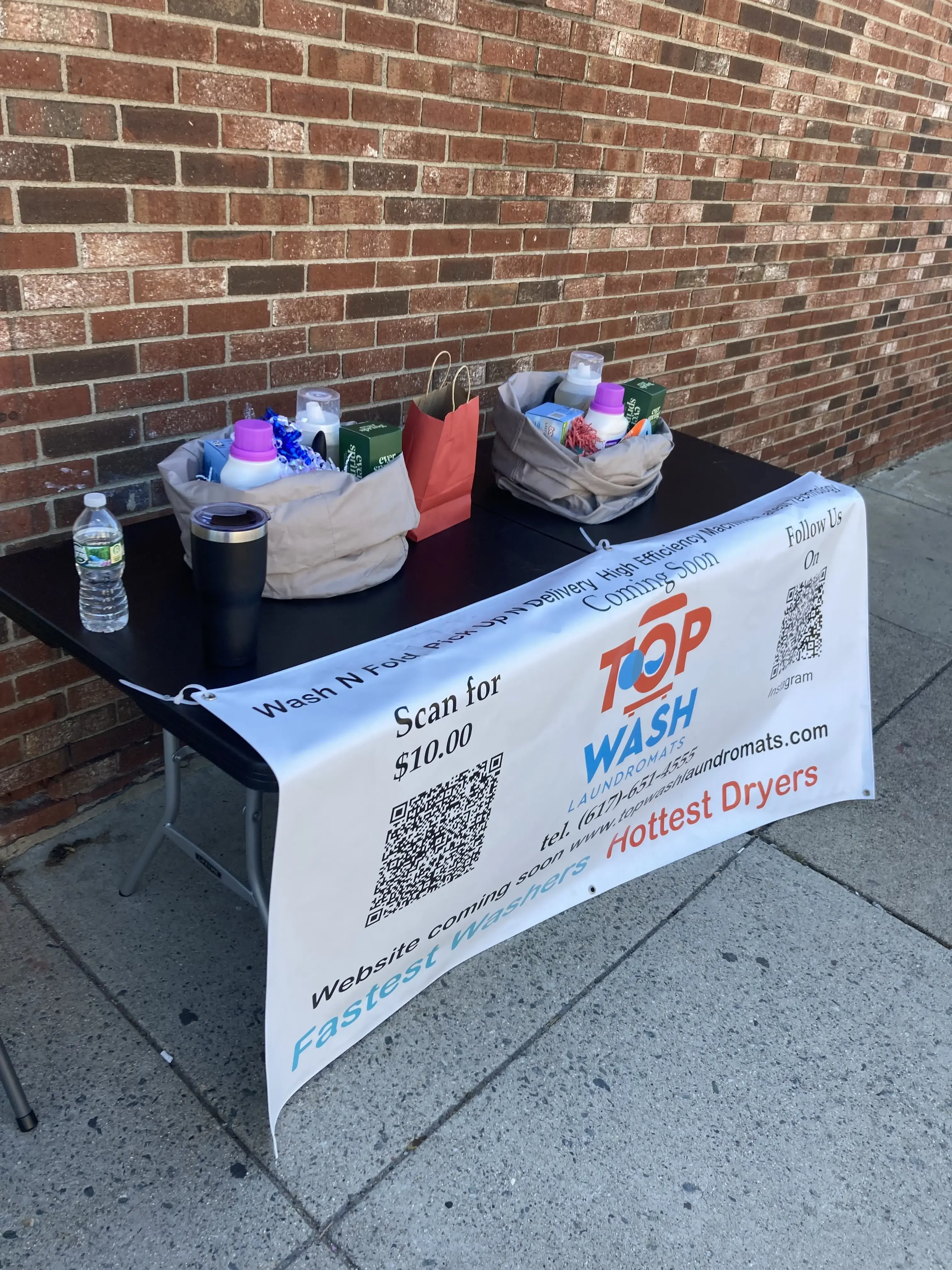 Top Wash Laundromats & Wash and fold thumbnail 15