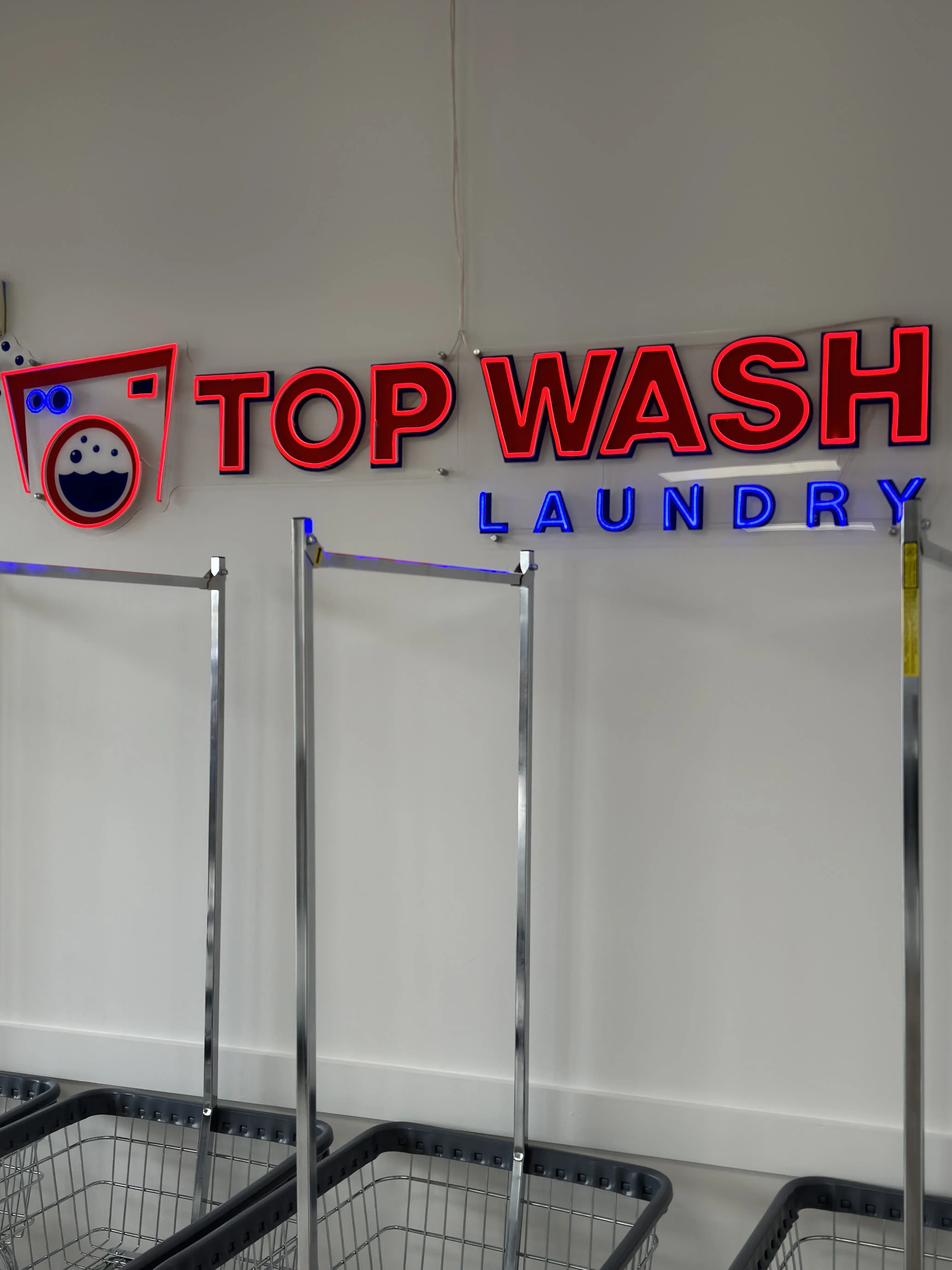Top Wash Laundry - Image 19