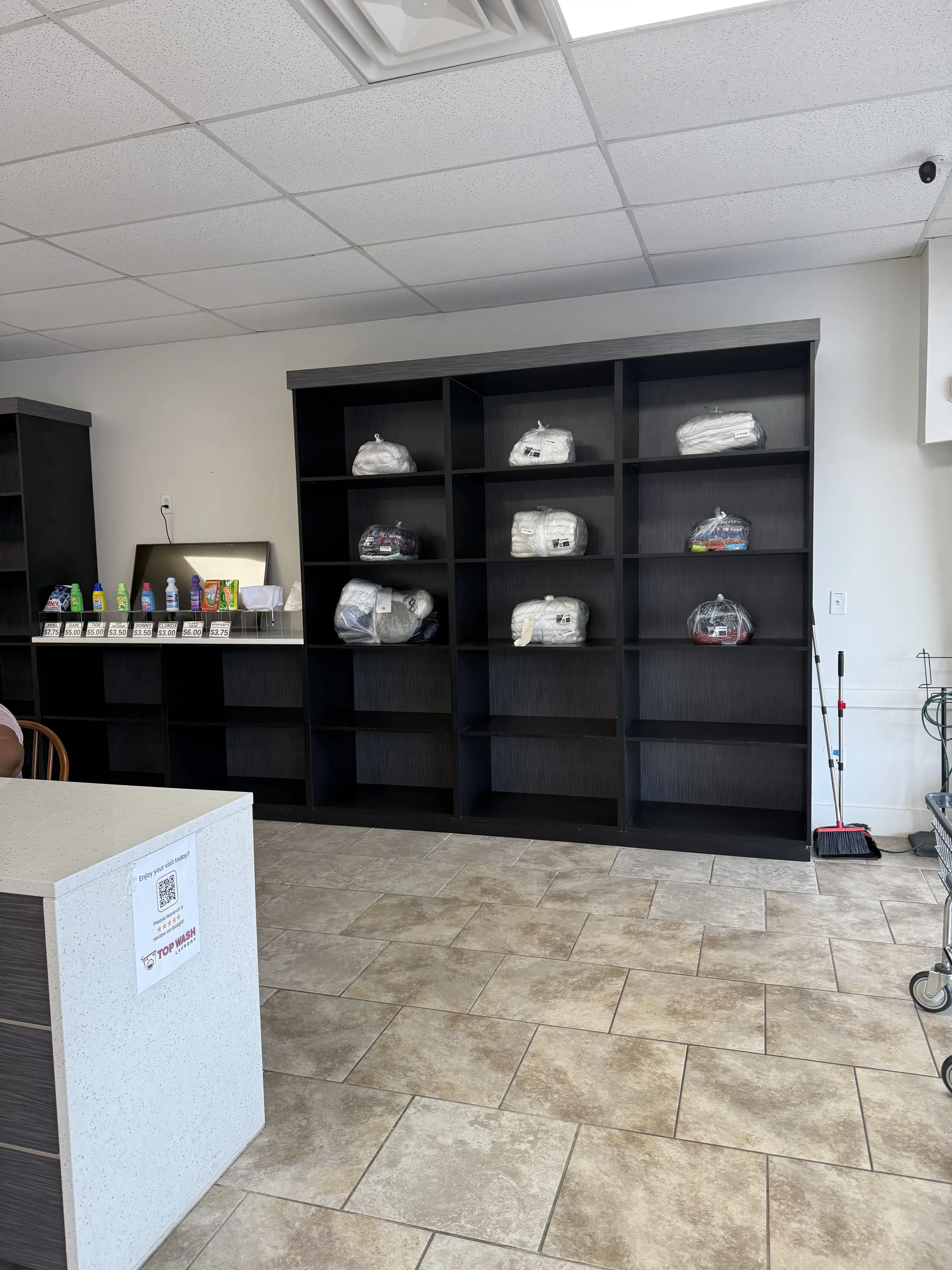 Top Wash Laundry - Image 9