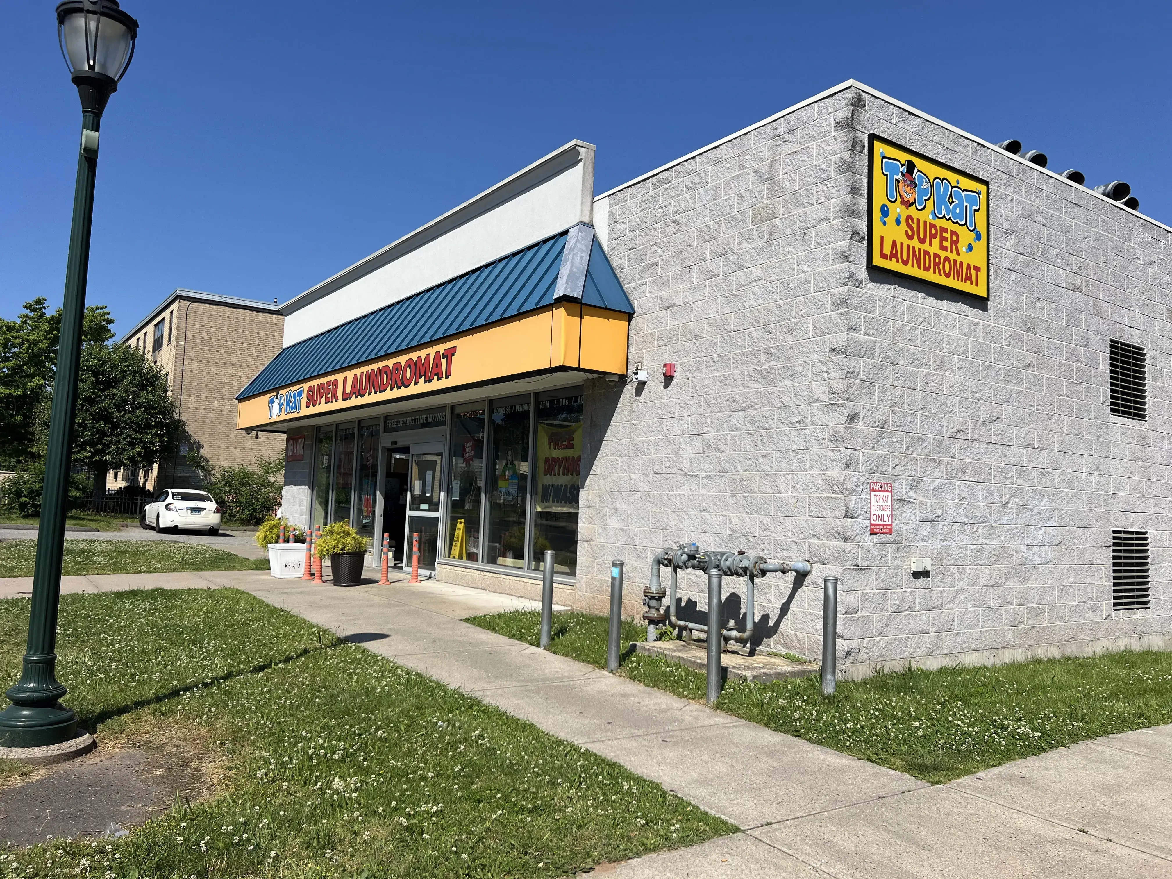 TopKat Super Laundromat location