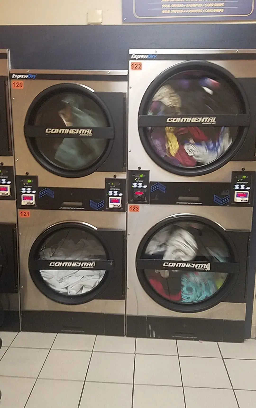 TopKat Super Laundromat - Image 14