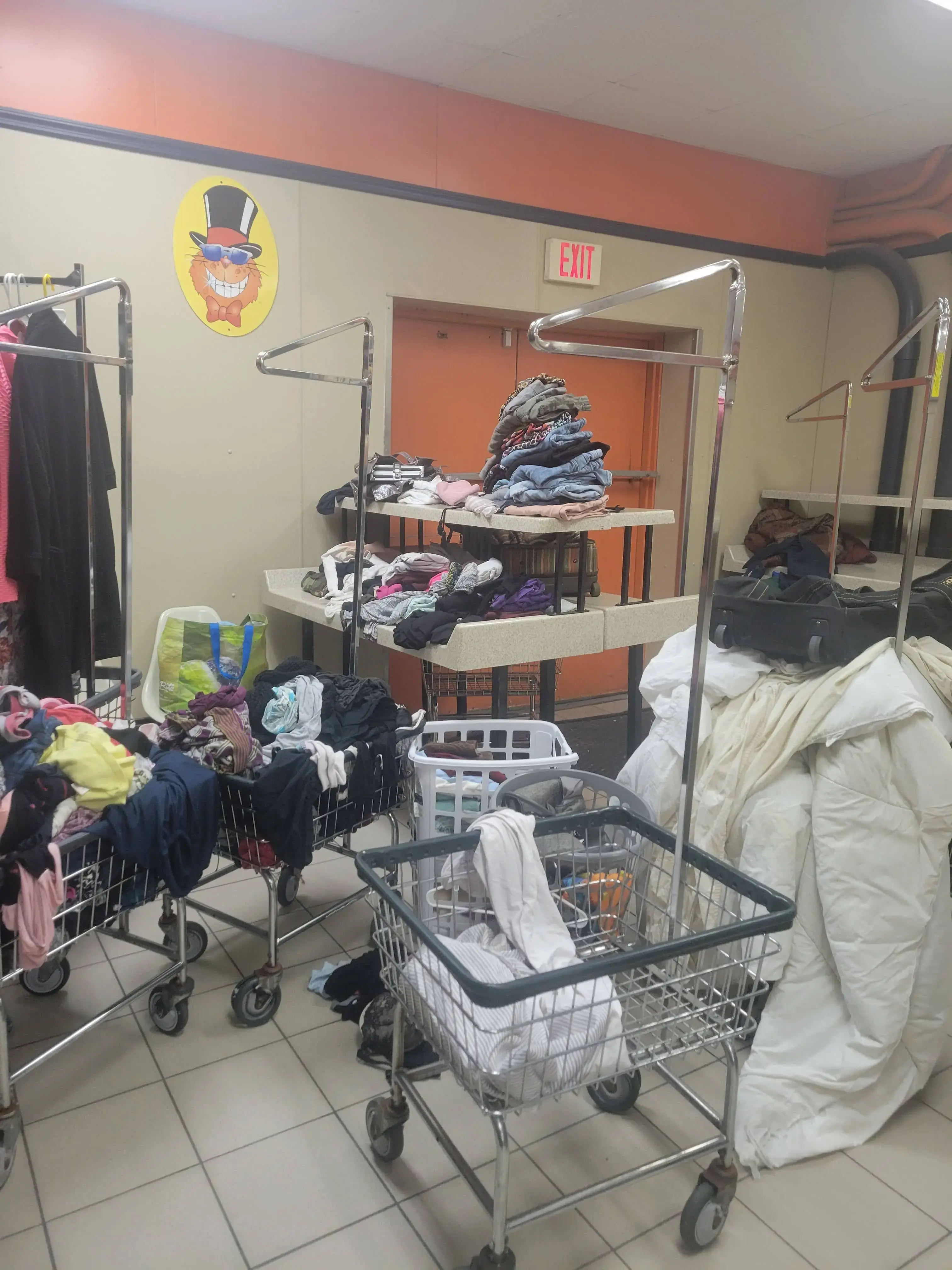 TopKat Super Laundromat - Image 11
