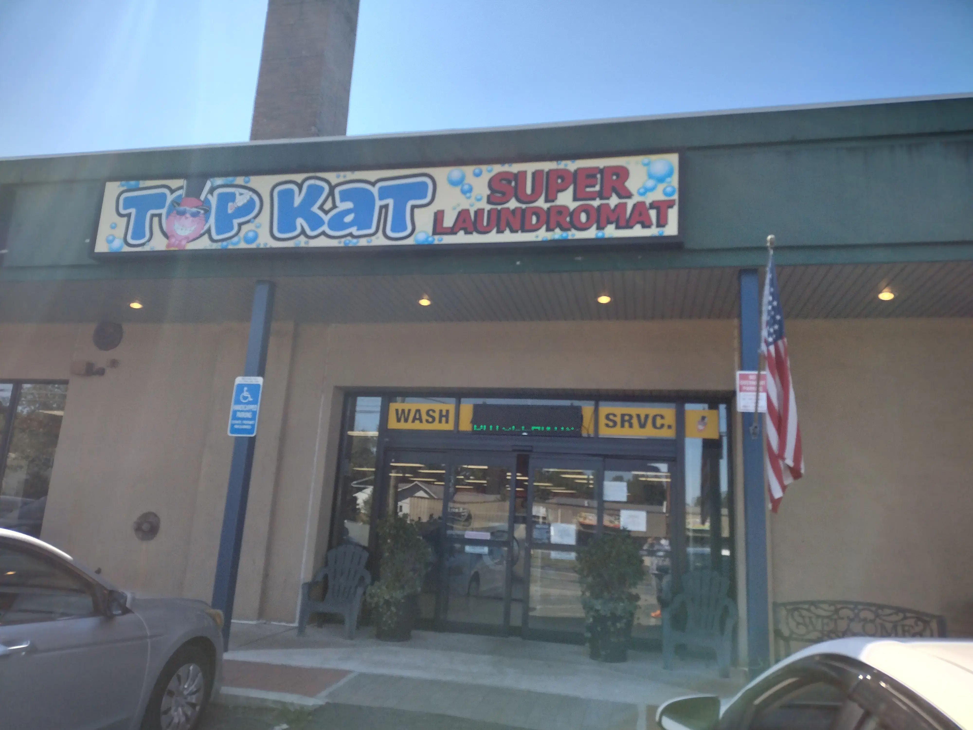 TopKat Super Laundromat - Image 4