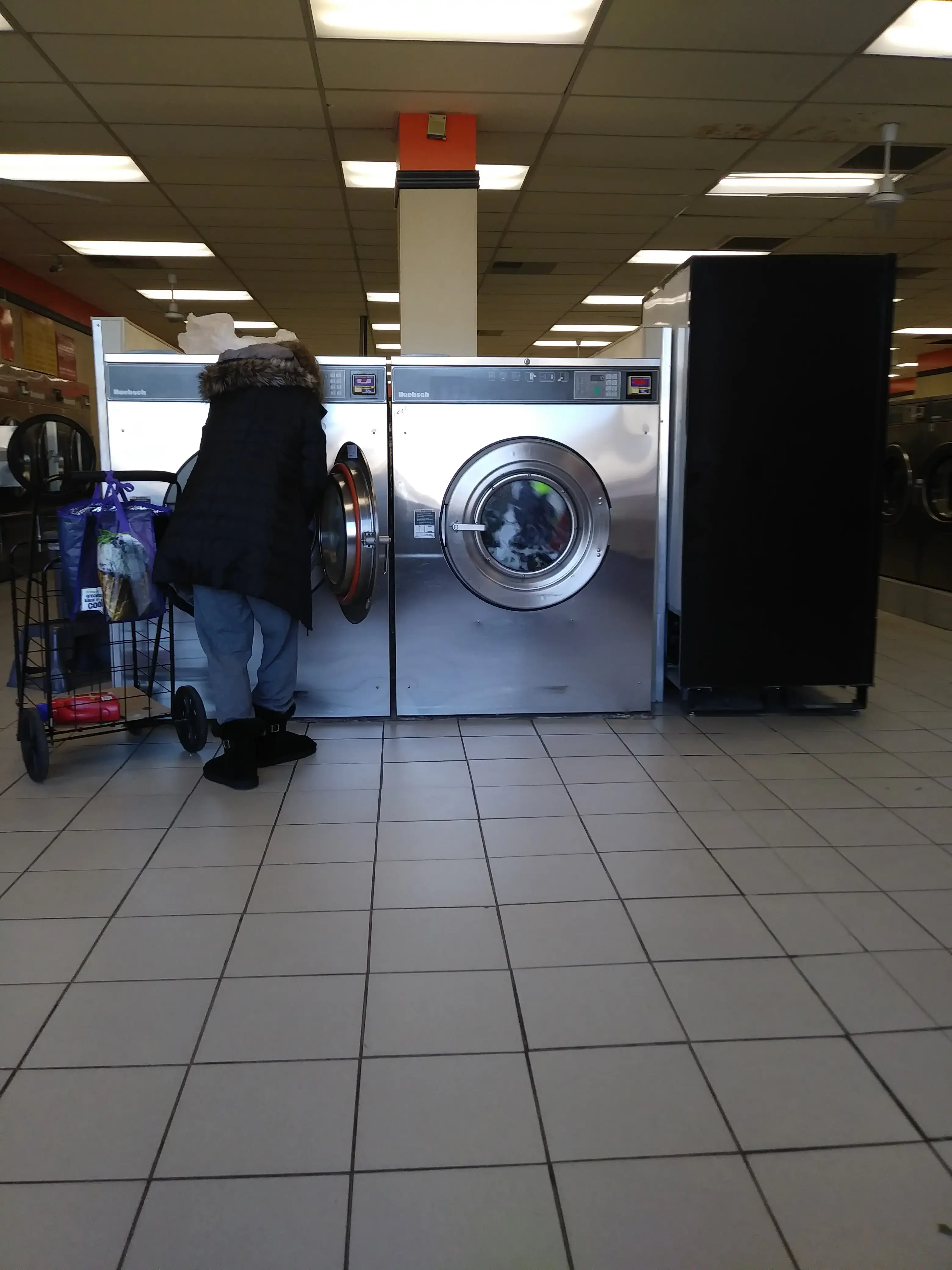 TopKat Super Laundromat - Image 5