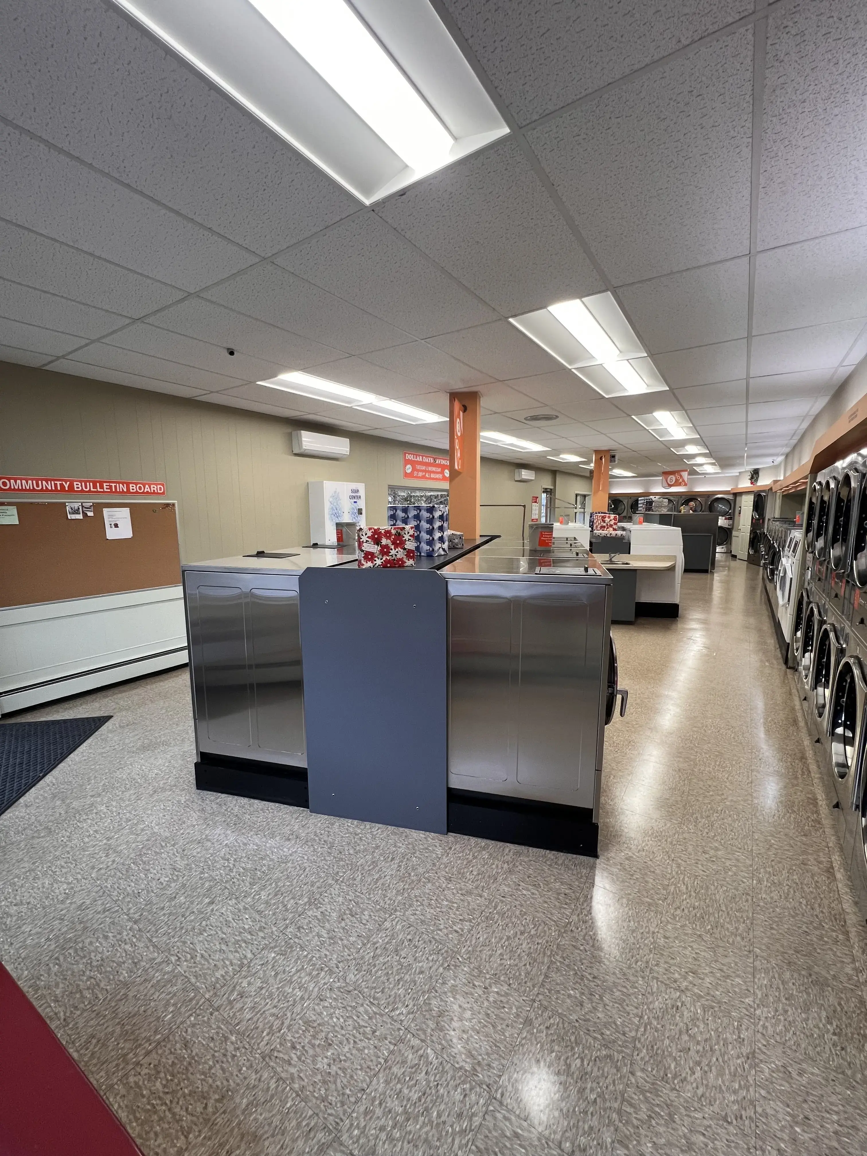 Topton Laundromat - Image 11