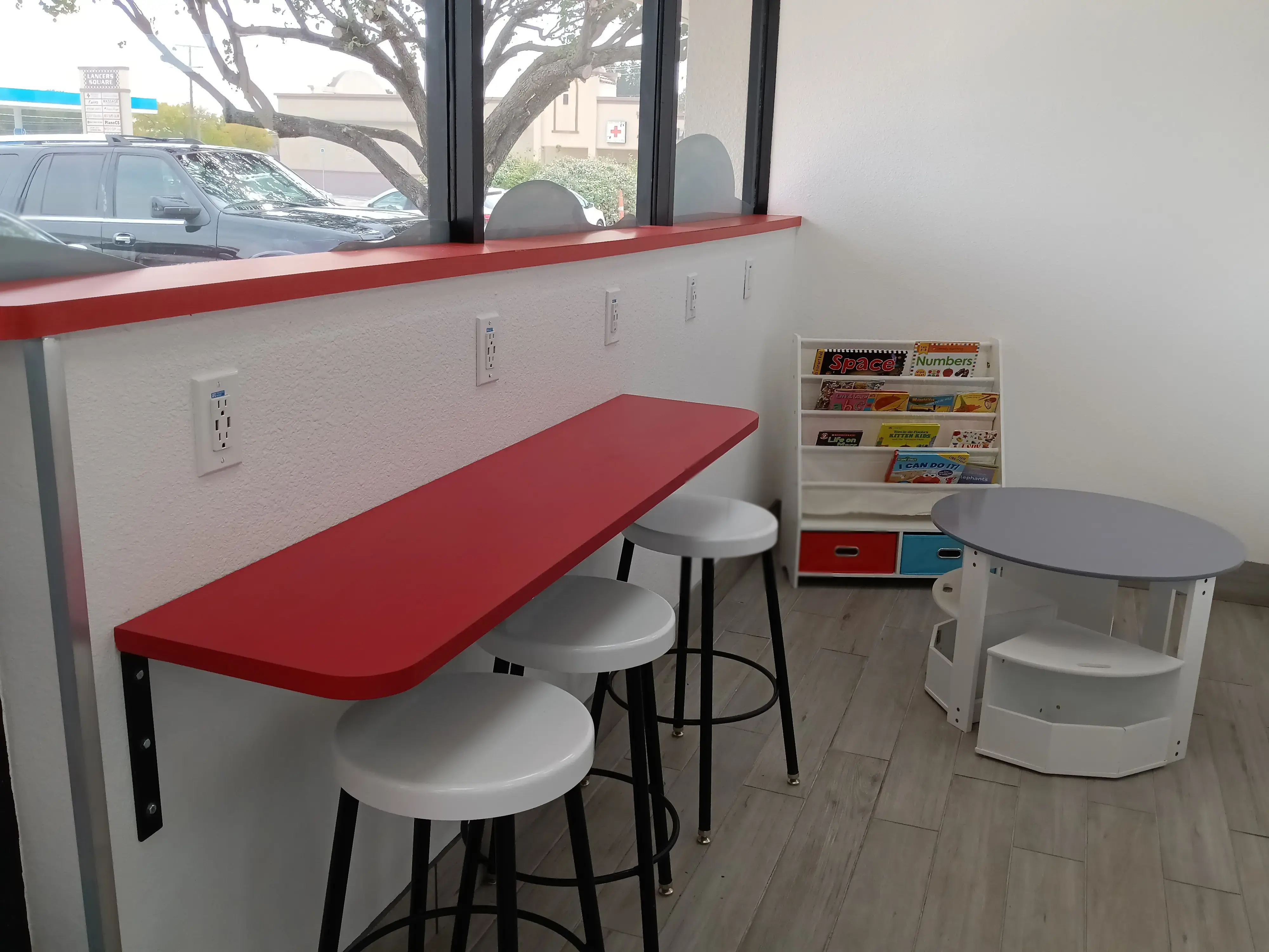 Tornado Express Laundry Dallas - Image 13