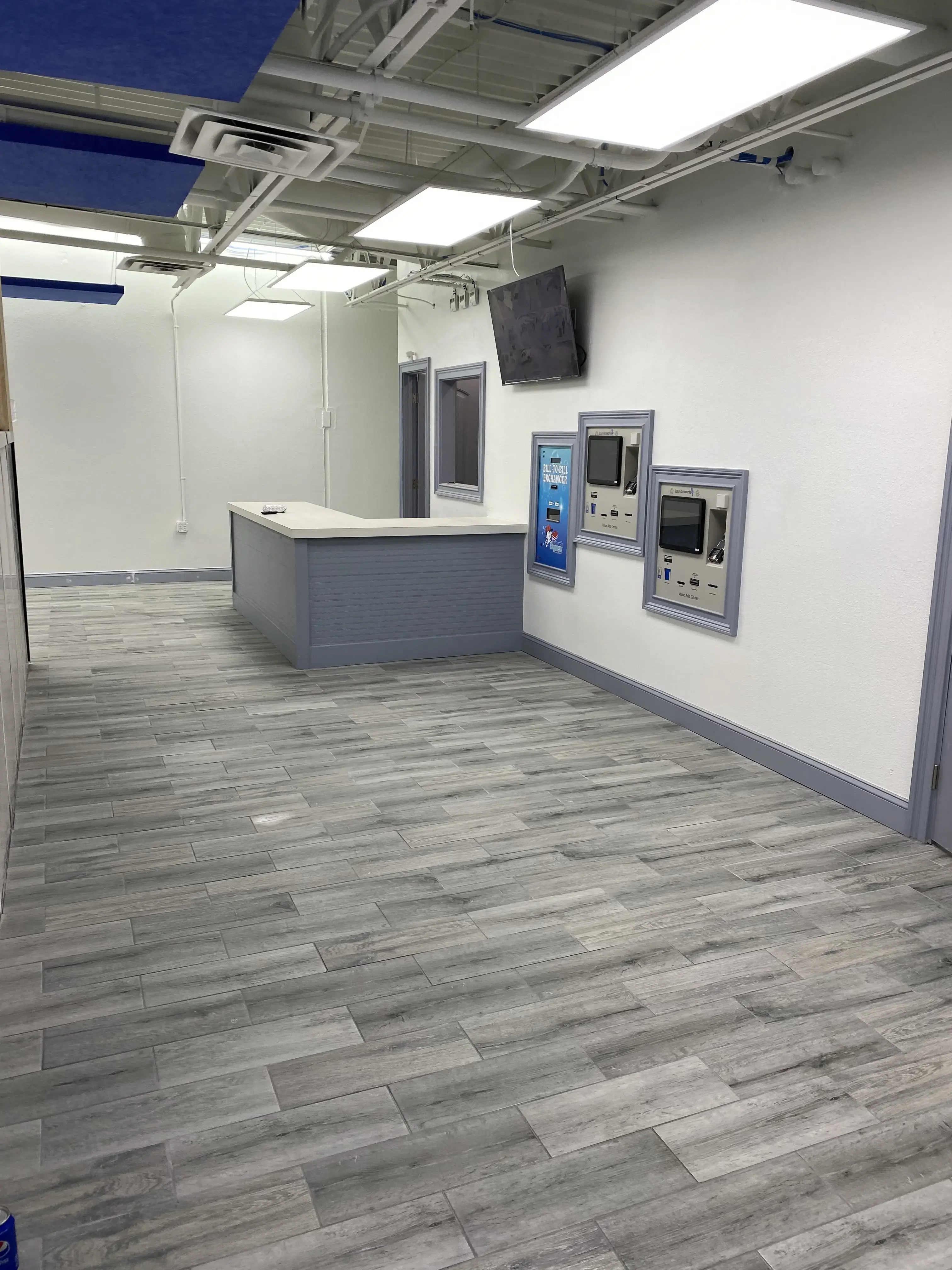 Tornado Express Laundry Dallas - Image 6