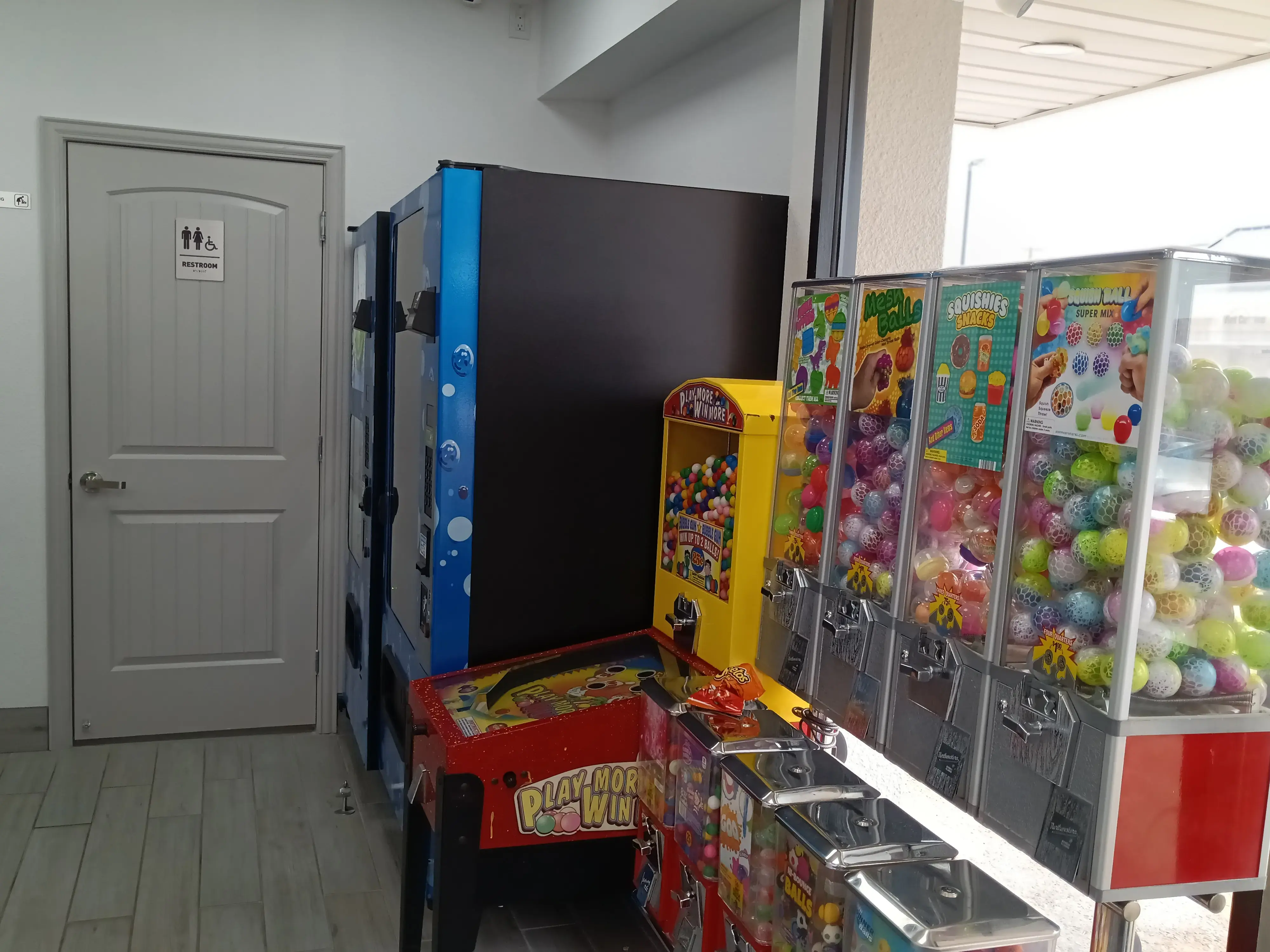 Tornado Express Laundry Plano - Image 15