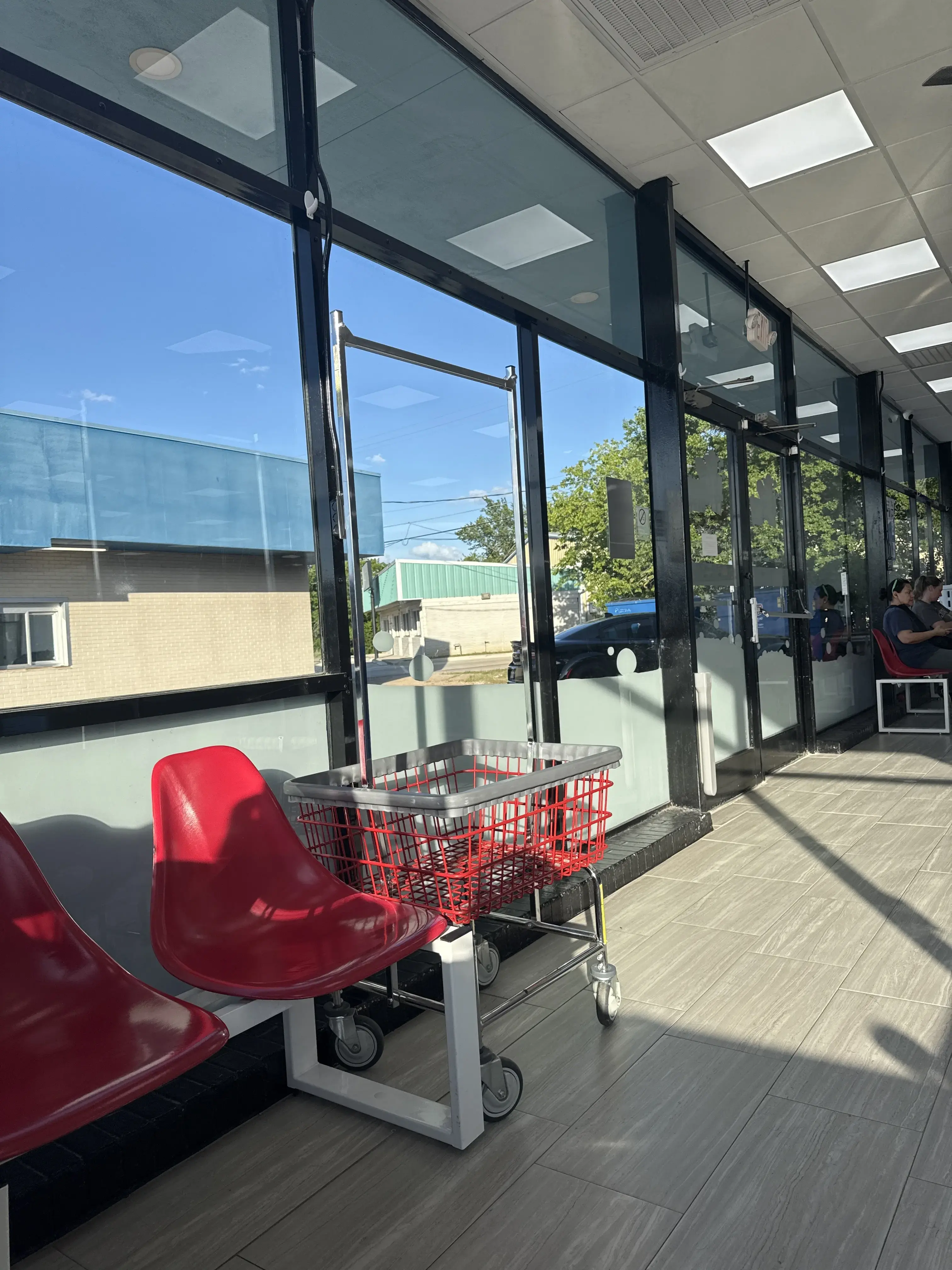 Tornado Express Laundry Richland Hills - Image 5