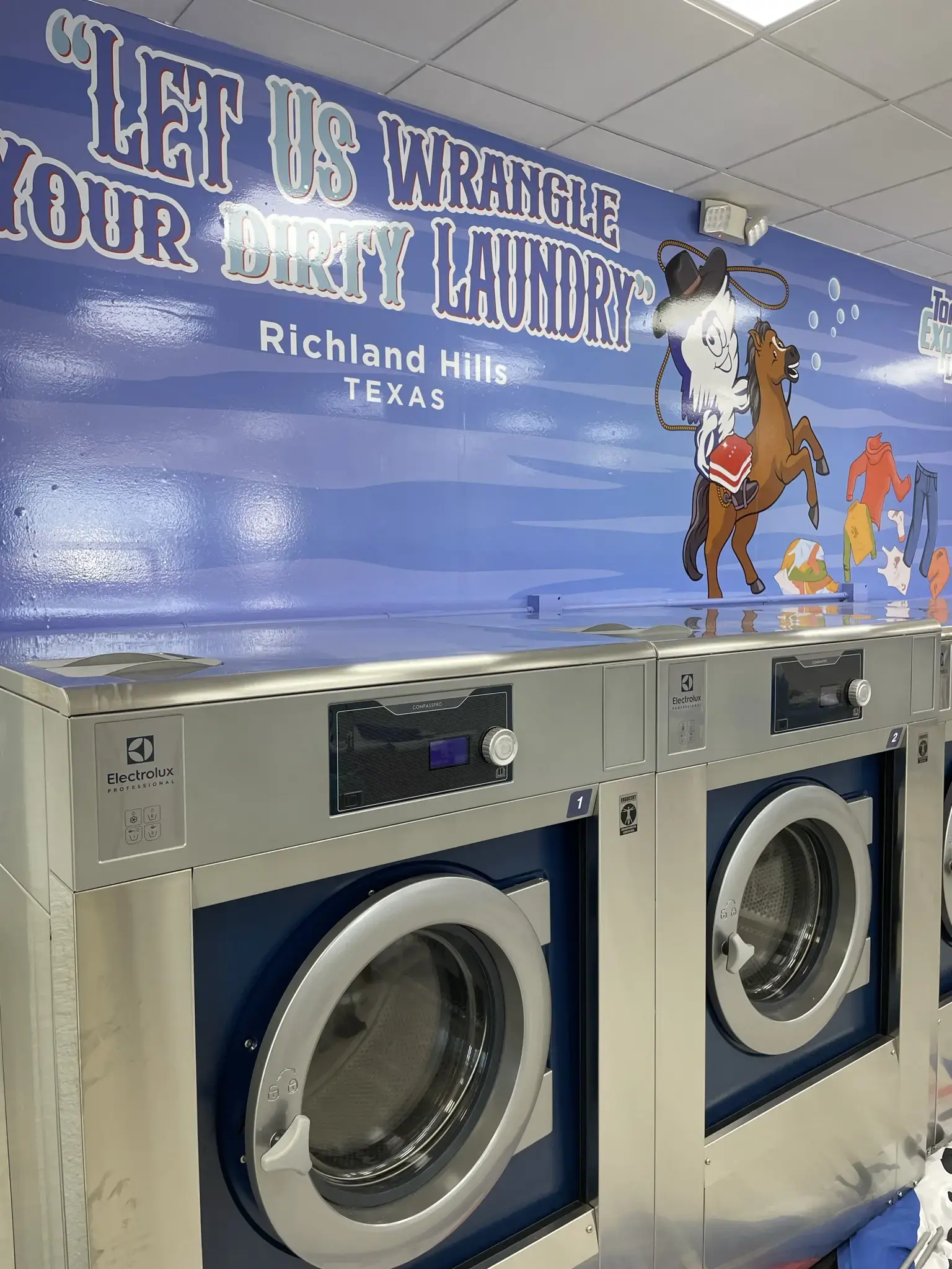 Tornado Express Laundry Richland Hills - Image 4