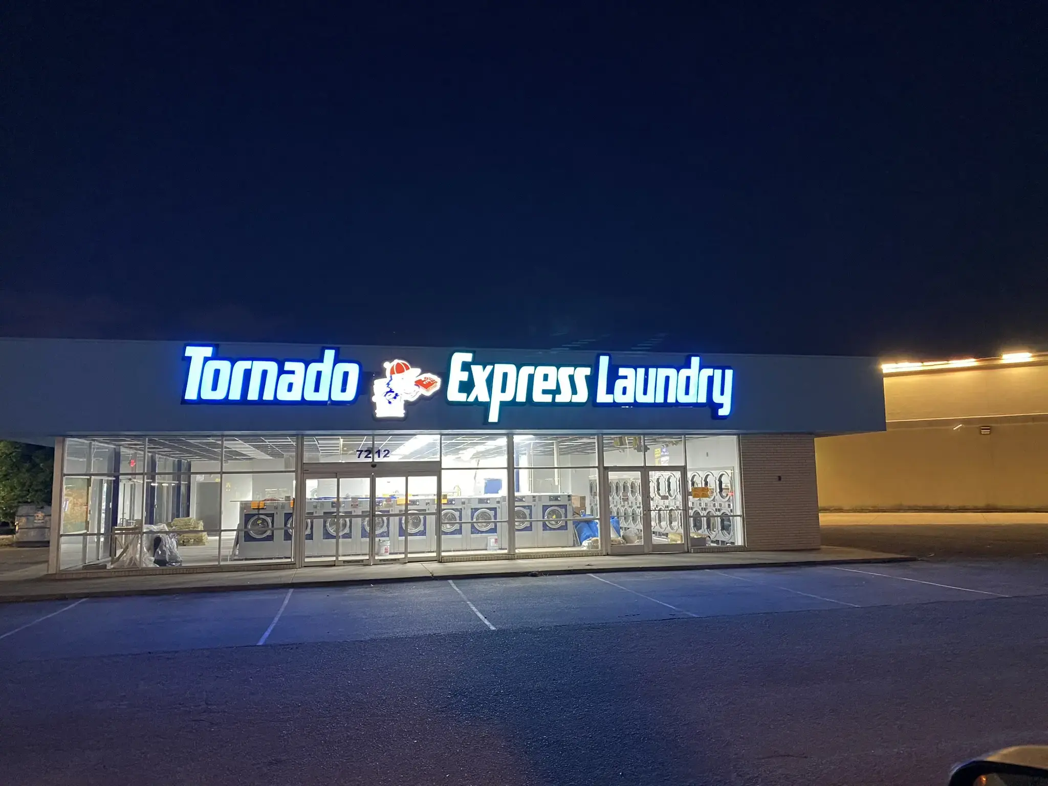 Tornado Express Laundry Richland Hills thumbnail 16
