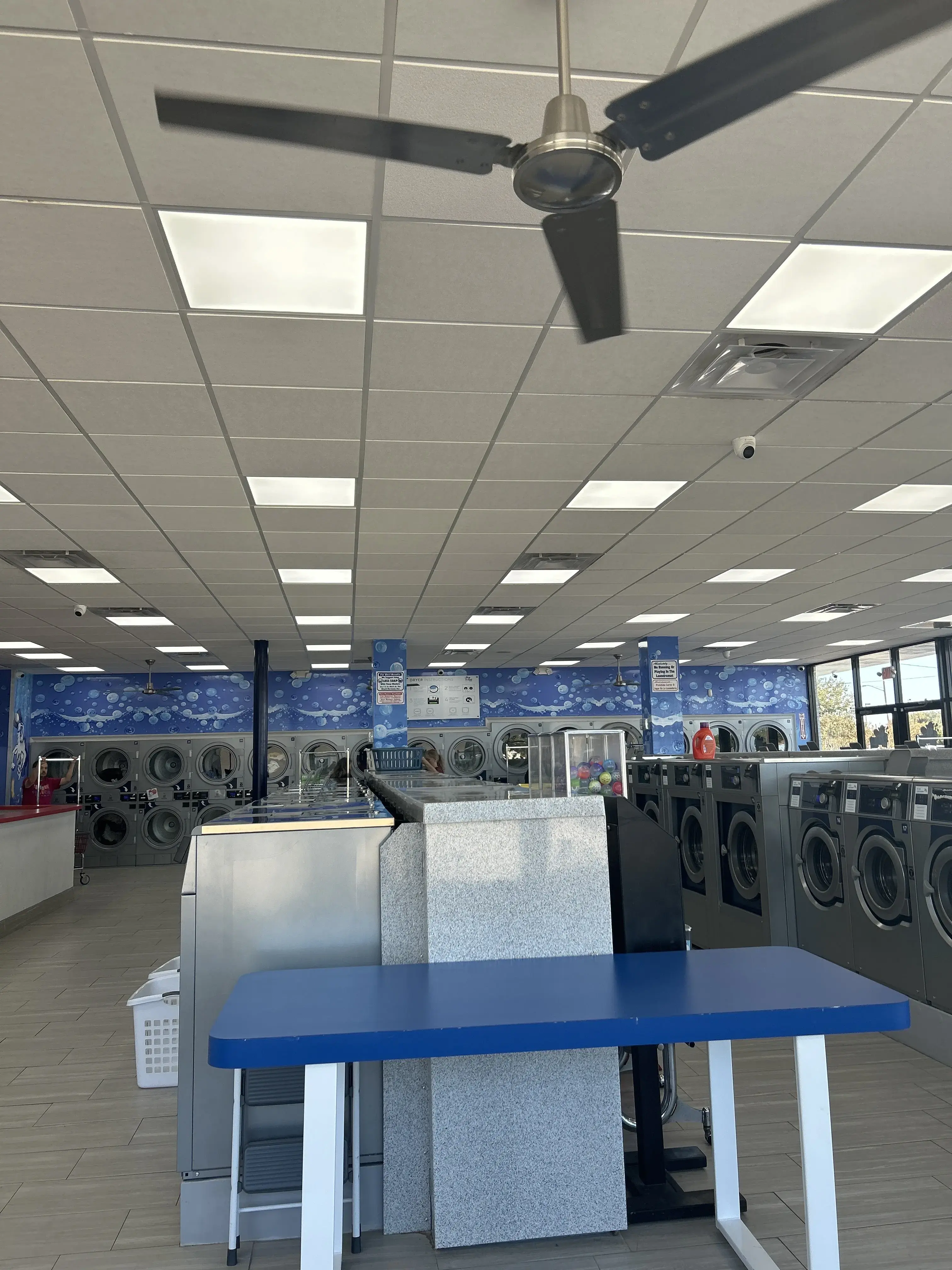 Tornado Express Laundry Richland Hills - Image 14