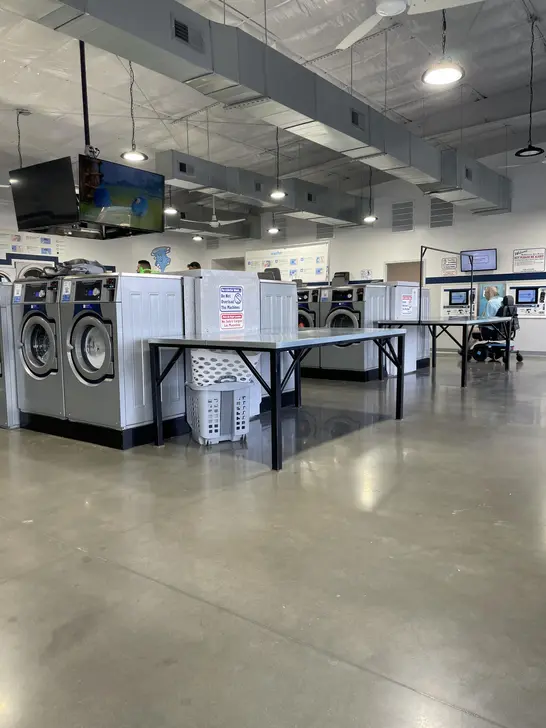 Tornado Laundromat - Image 17
