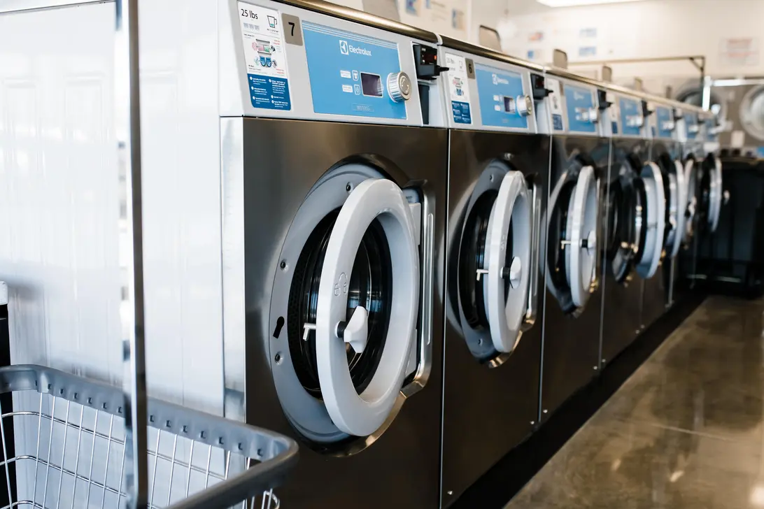 Tornado Laundromat - Image 19