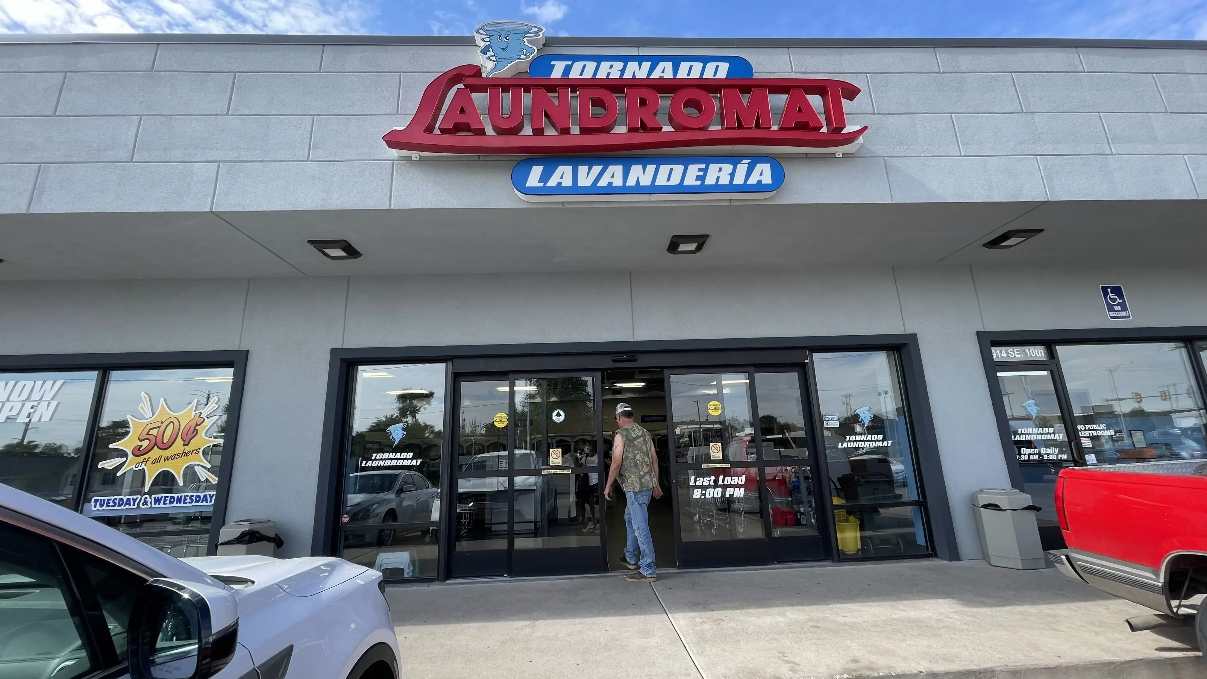 Tornado Laundromat thumbnail 3