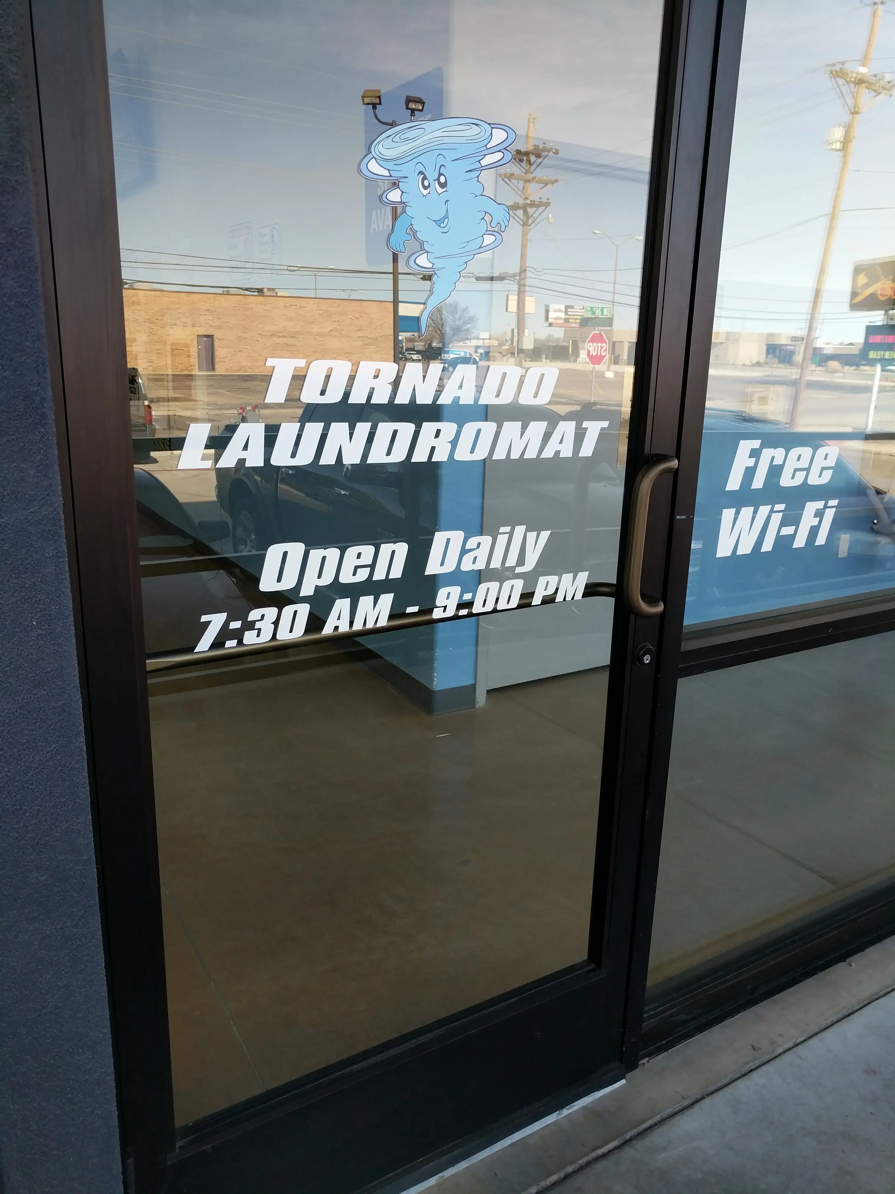Tornado Laundromat thumbnail 17