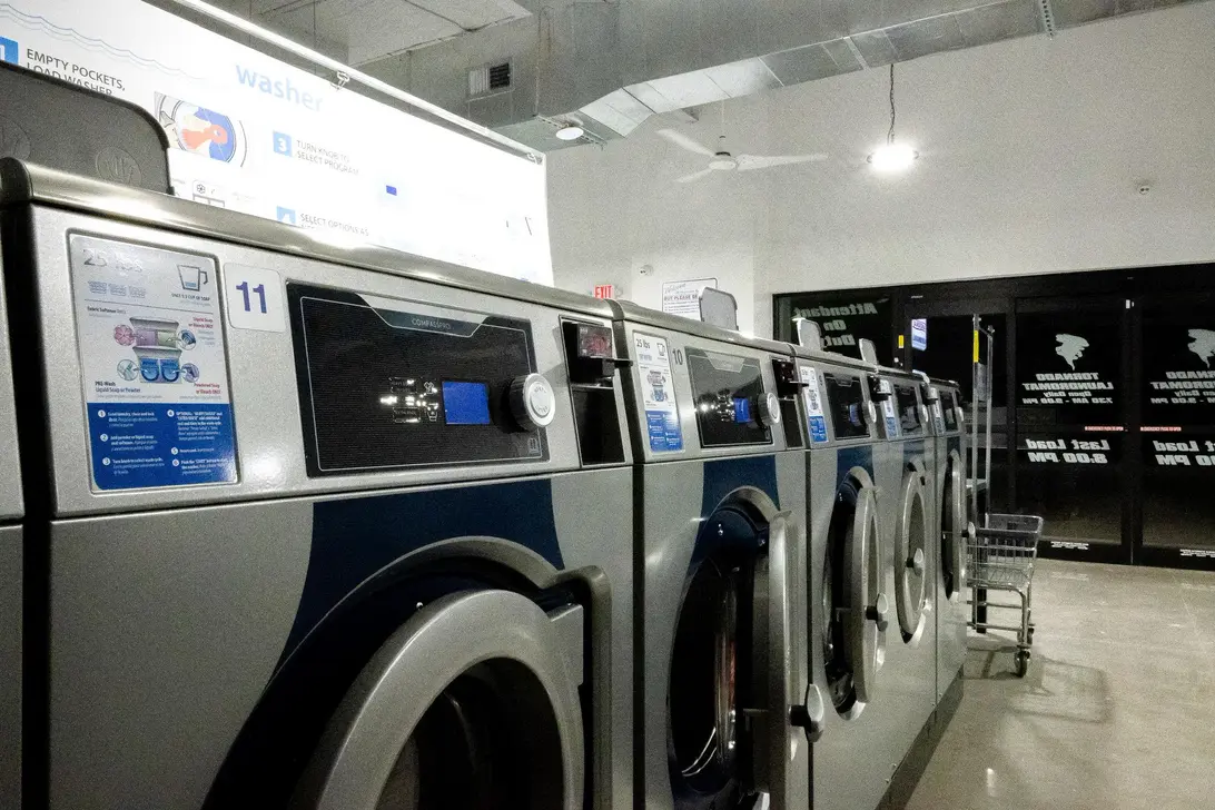 Tornado Laundromat thumbnail 18