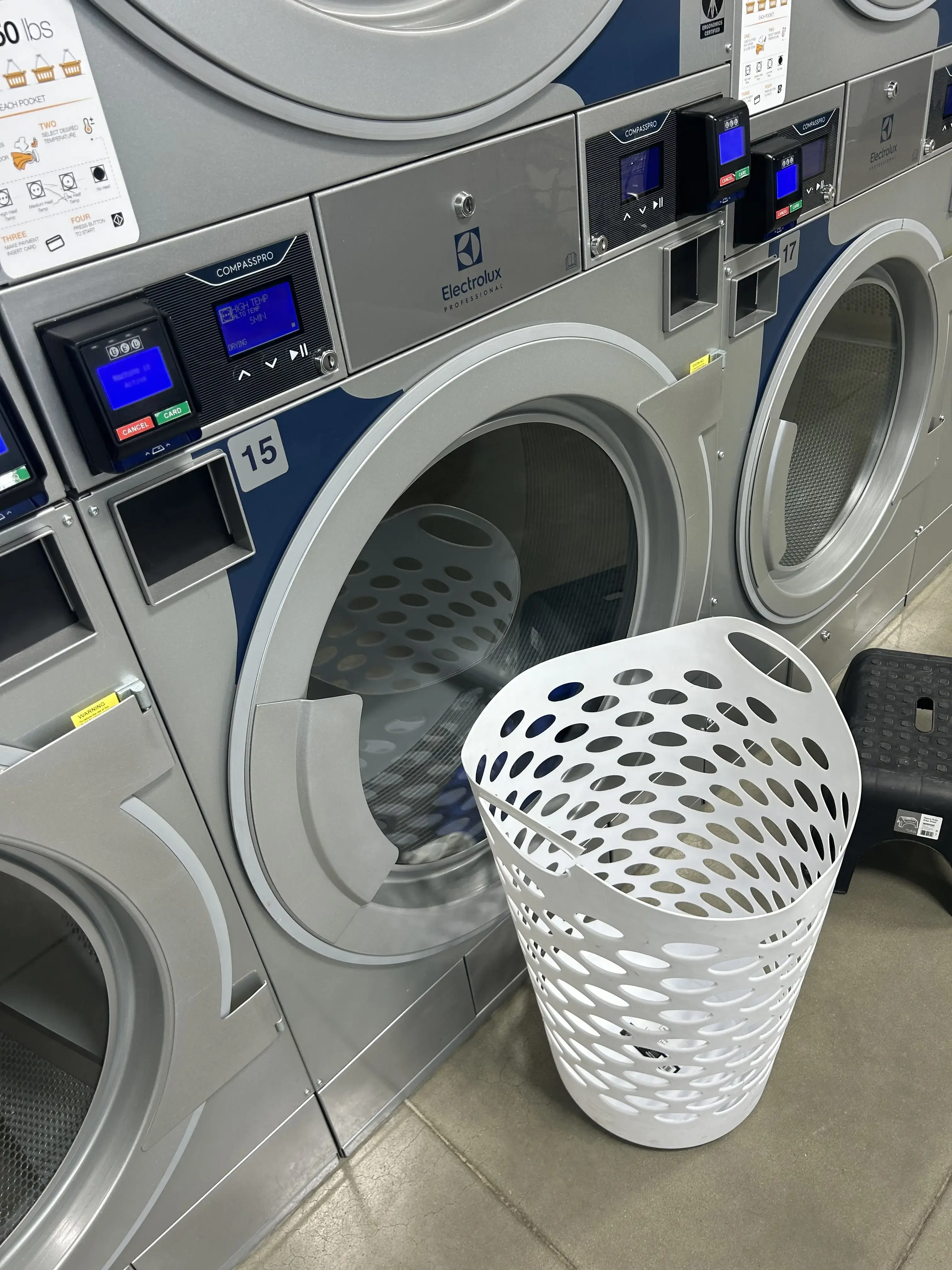 Tornado Laundromat - Image 17
