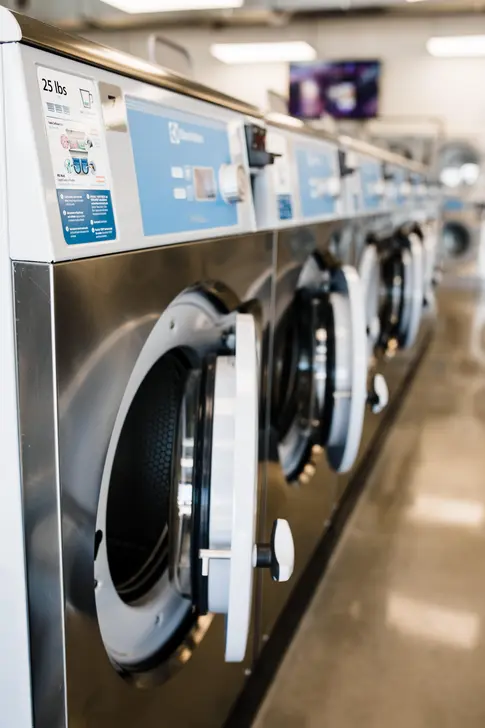Tornado Laundromat - Image 15