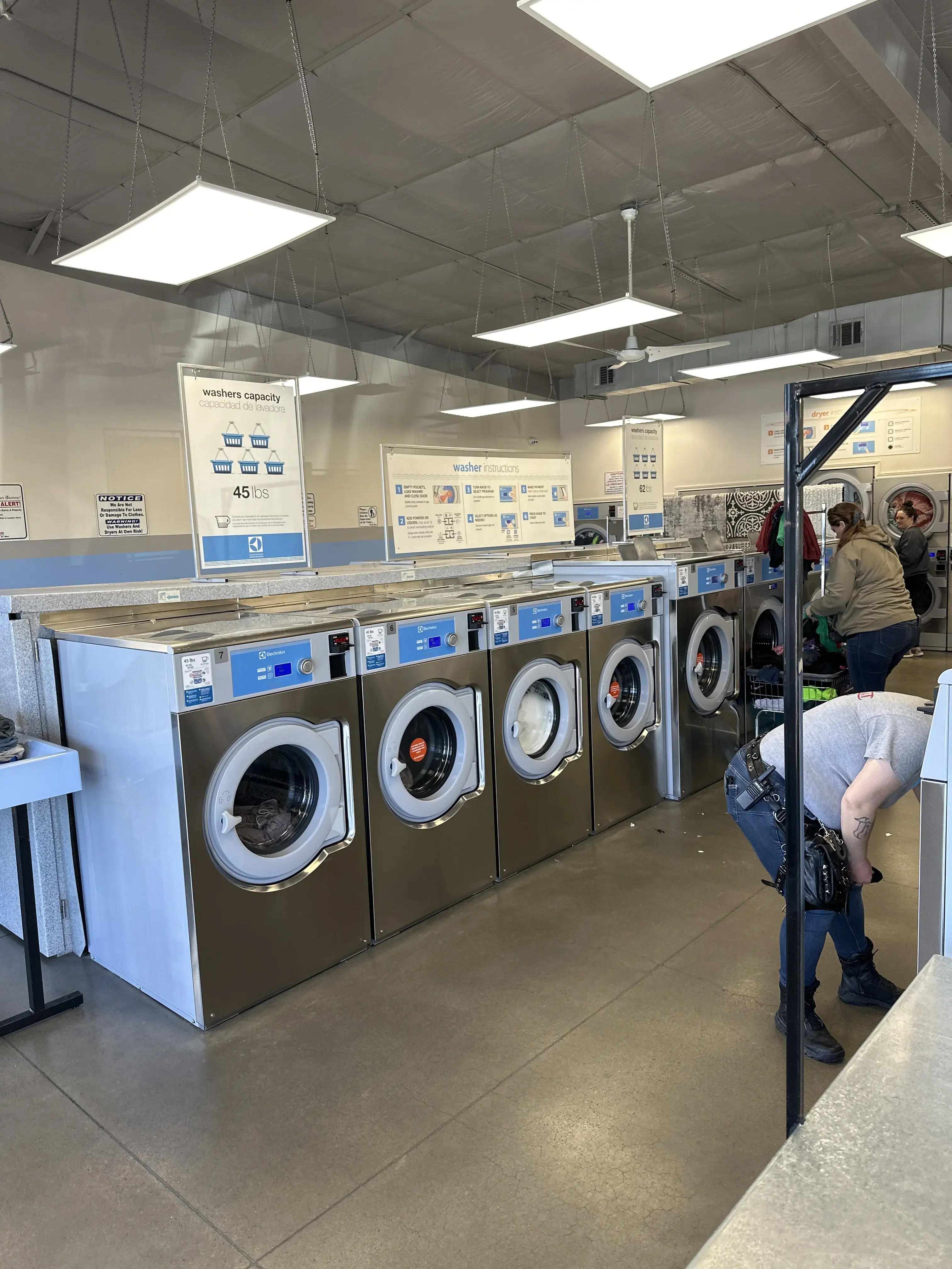 Tornado Laundromat thumbnail 3