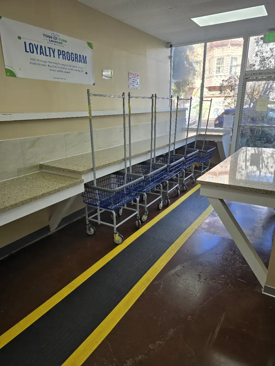 Toss N Turn Laundry - Image 5