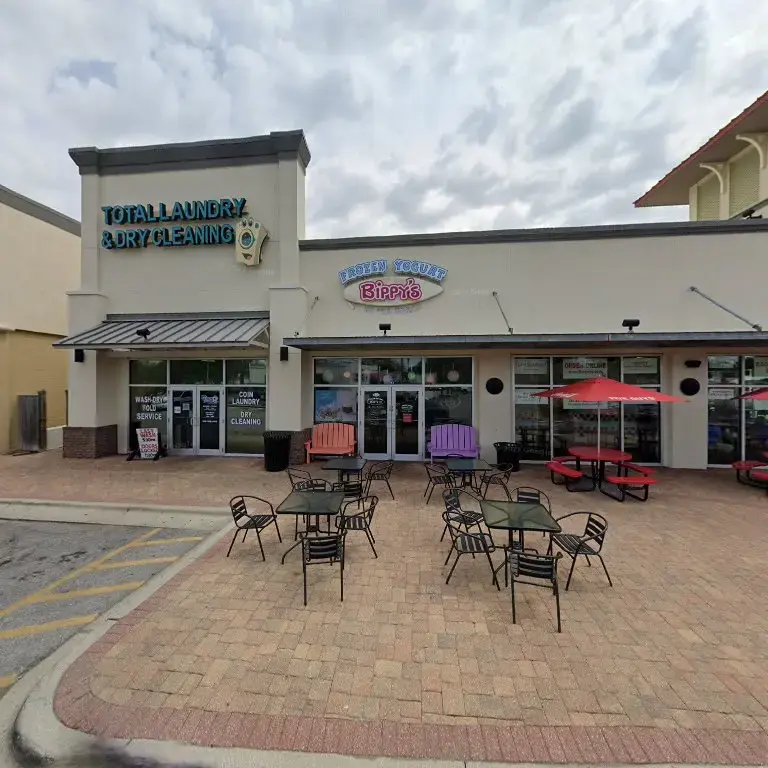 Total Laundry Services Of FWB - Image 11