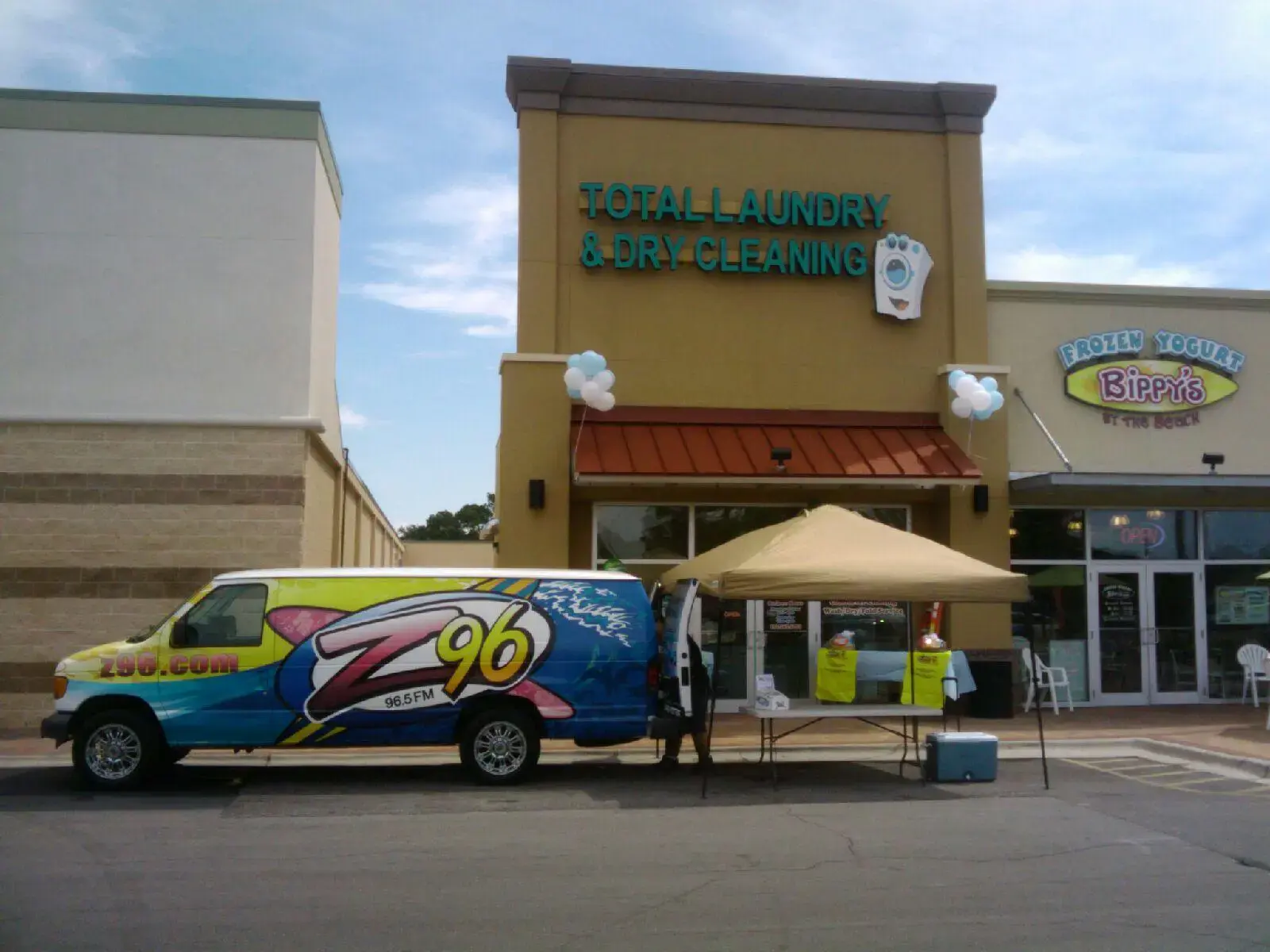 Total Laundry Services Of FWB thumbnail 2