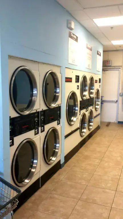 Total Laundry Services Of FWB - Image 9
