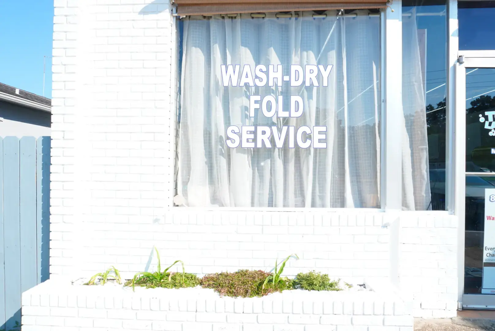 Total Laundry Services of Mary Esther thumbnail 10