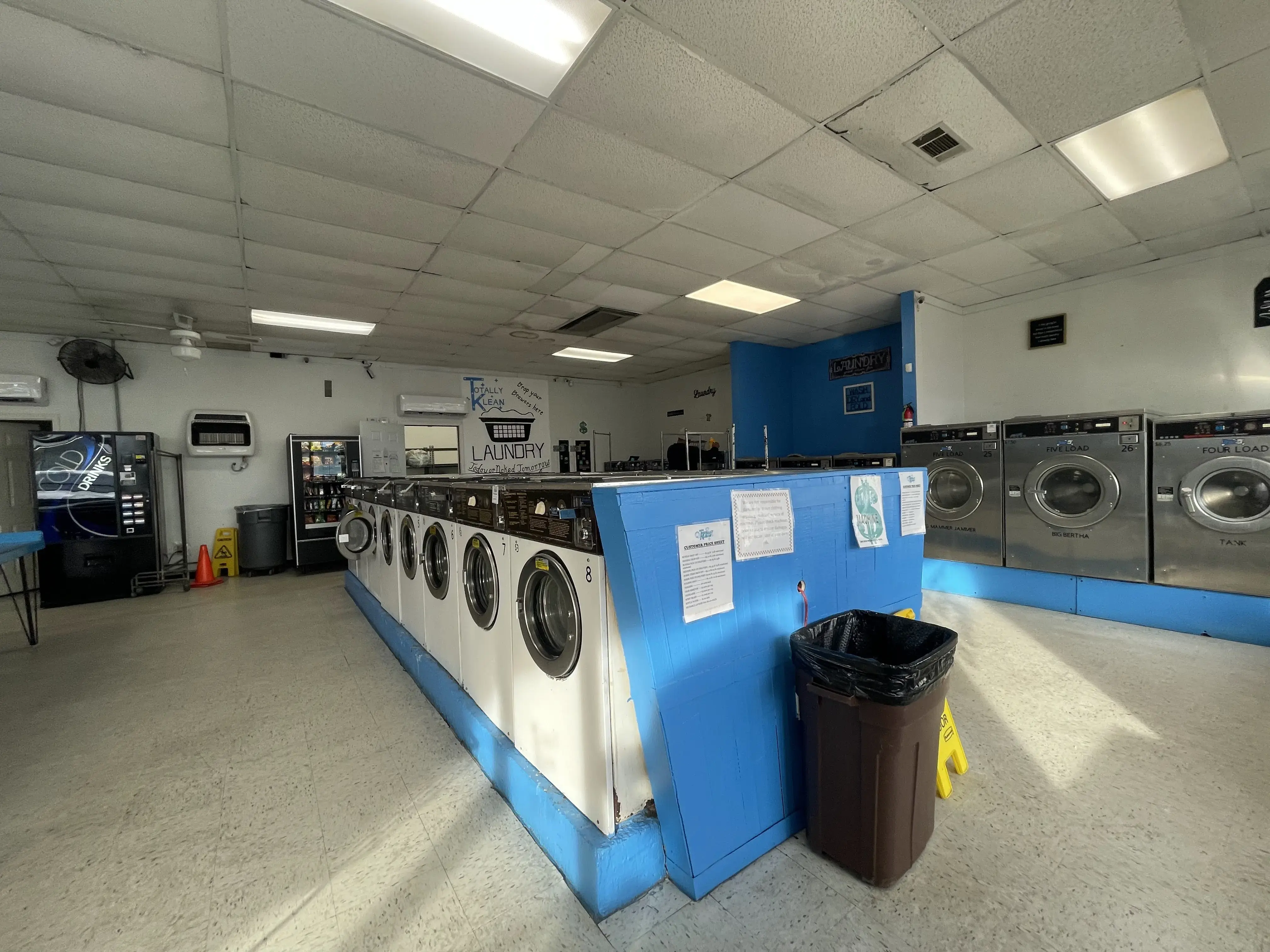 Totally Klean Laundromat thumbnail 19