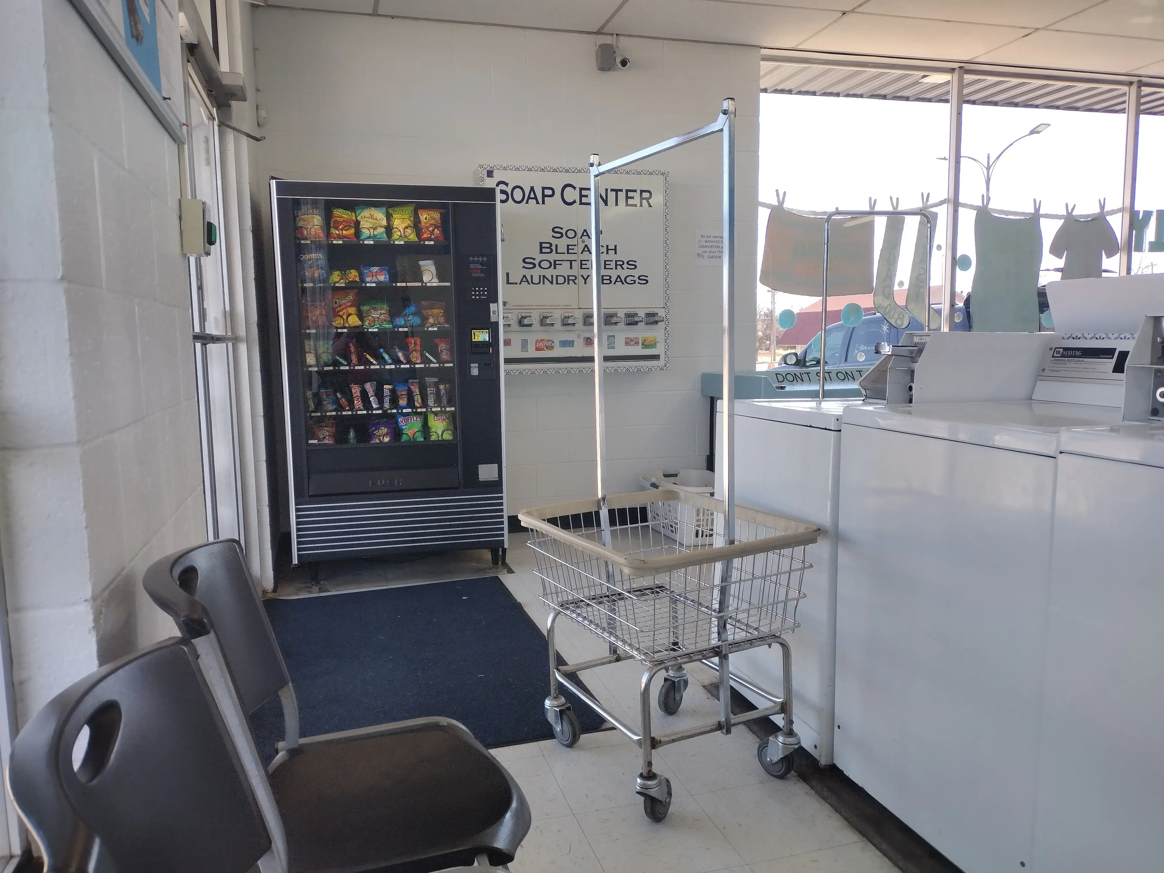 Totally Klean Laundromat - Image 3