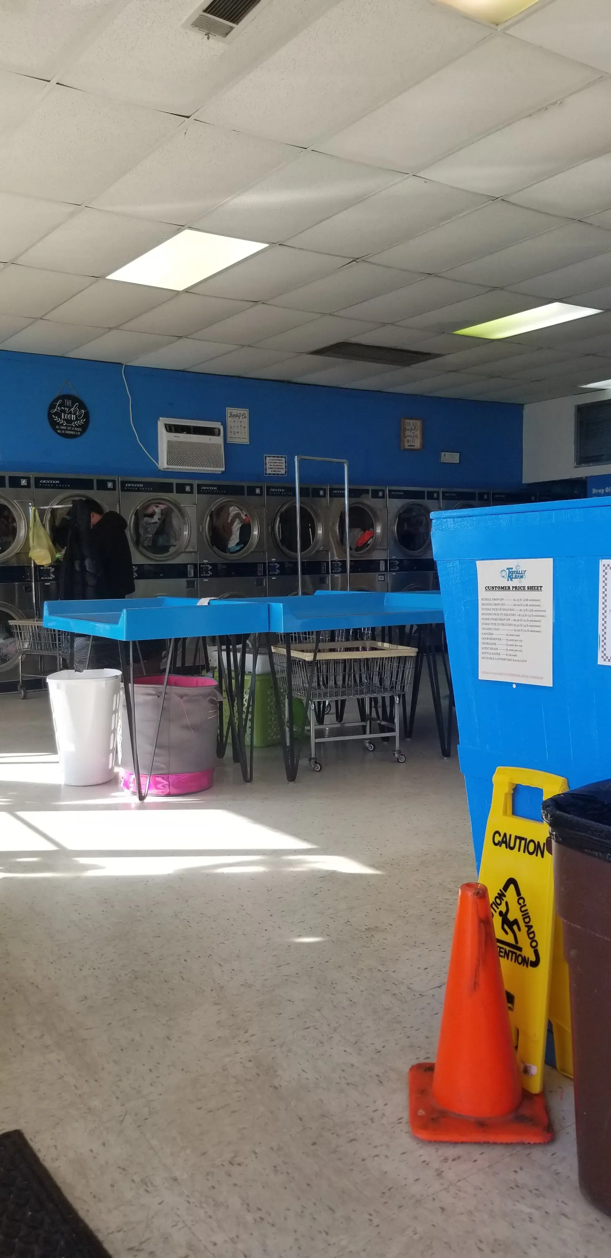 Totally Klean Laundromat - Image 13