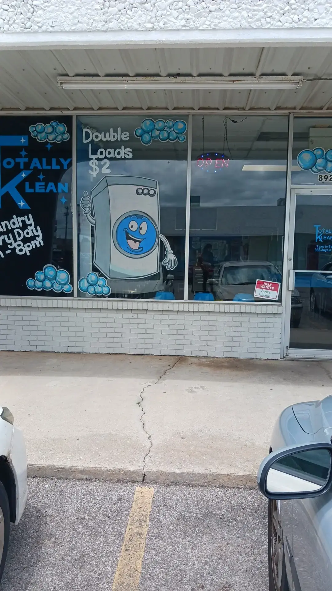 Totally Klean Laundromat - Image 6