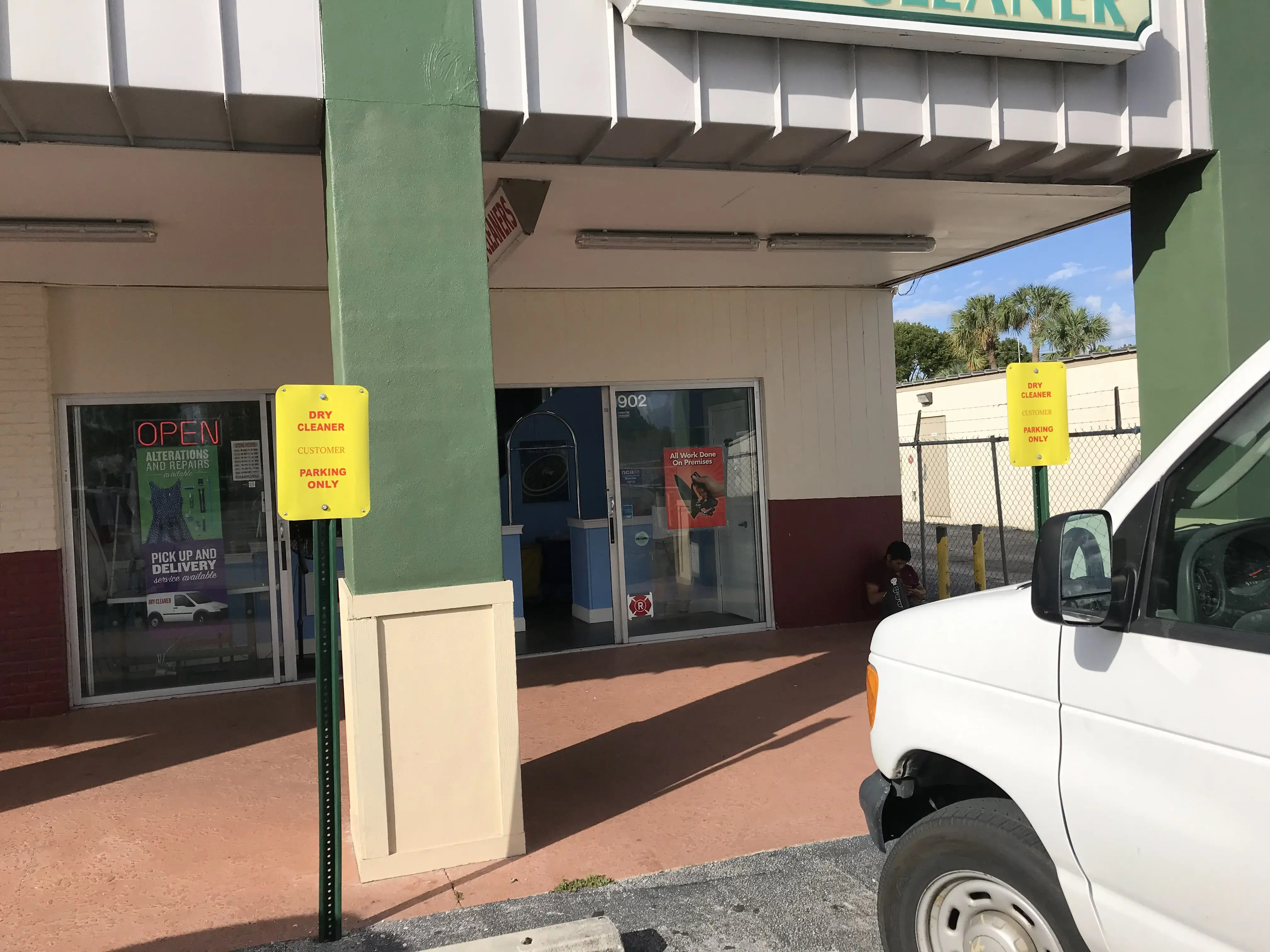 Town and Country Cleaners - Image 13