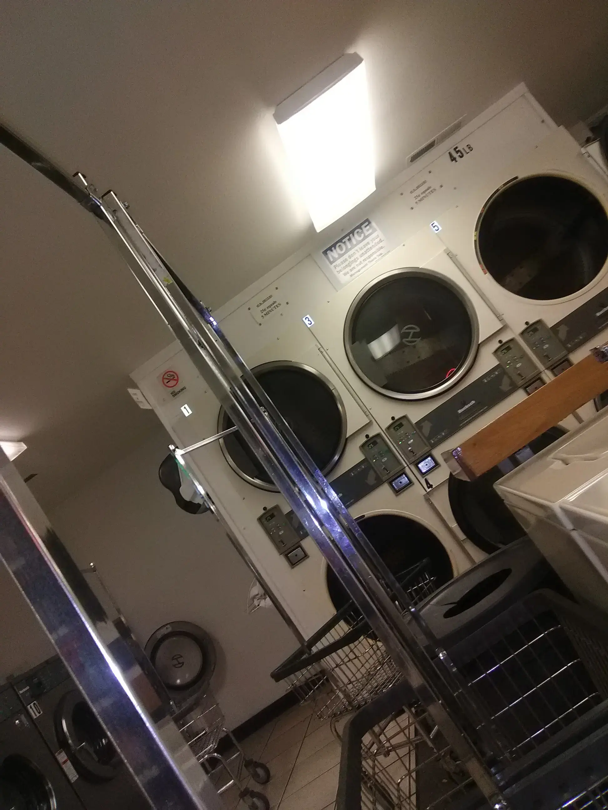 Town Center Laundromat thumbnail 15