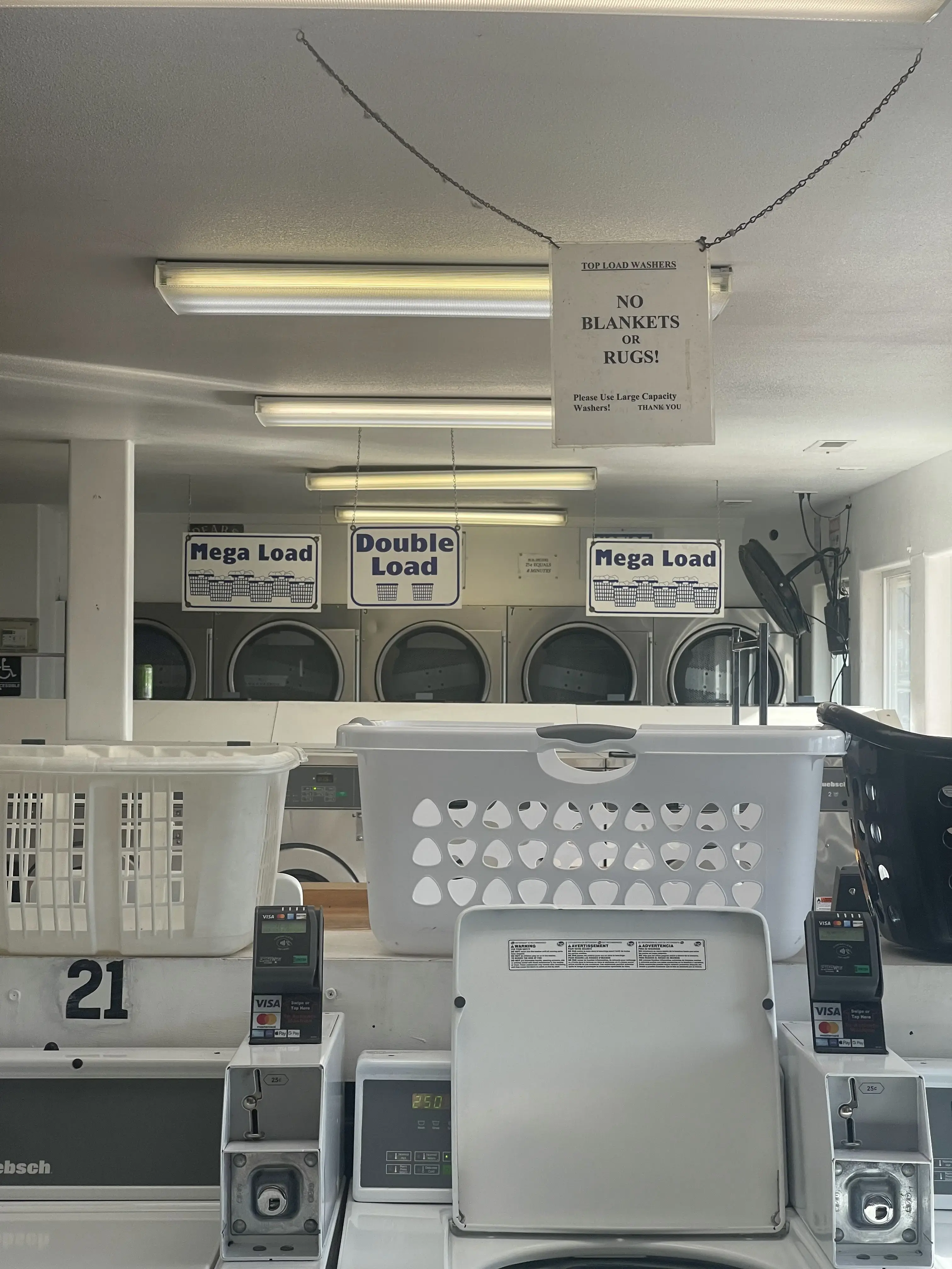 Town Center Laundromat - Image 13