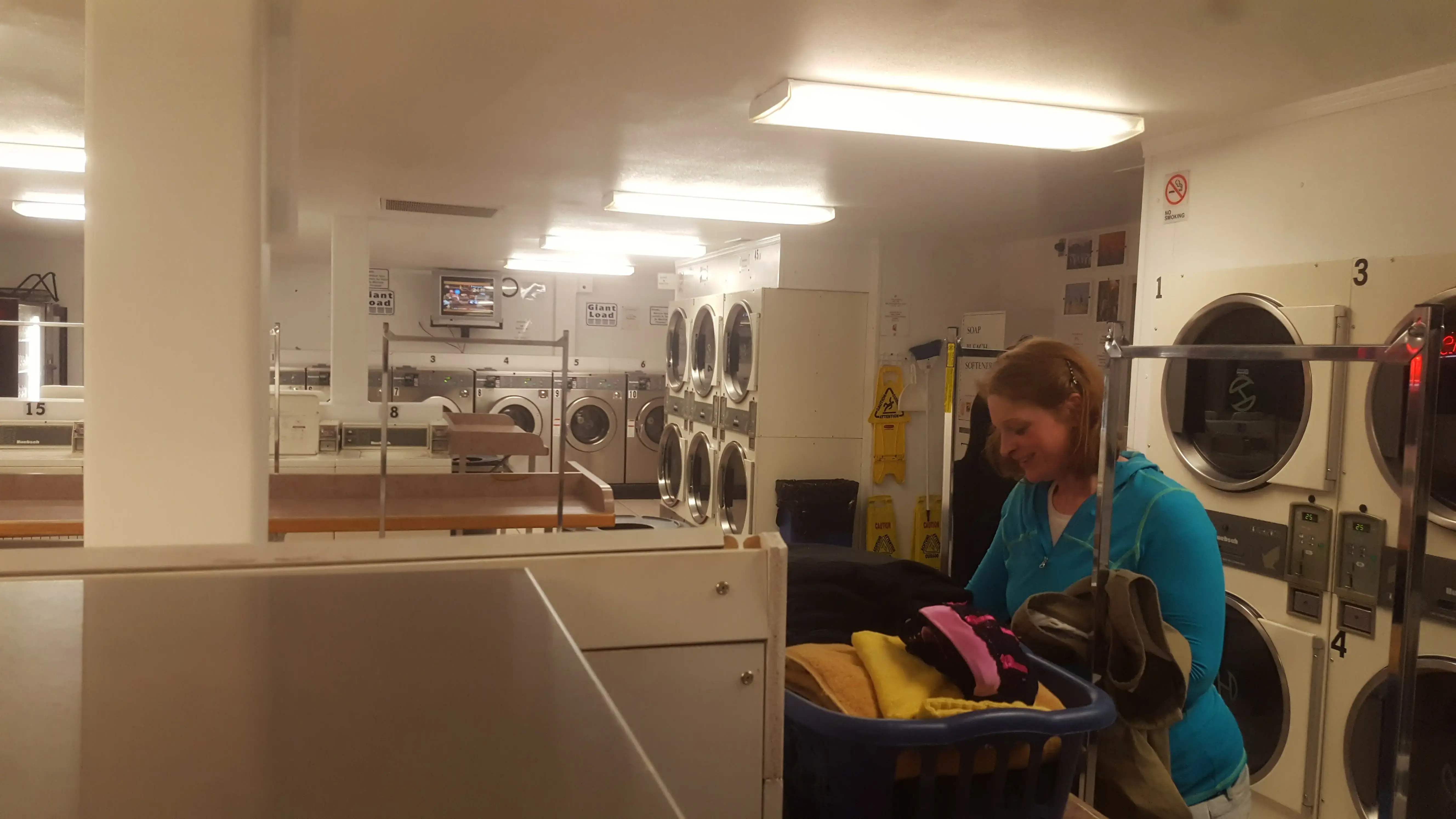 Town Center Laundromat thumbnail 14