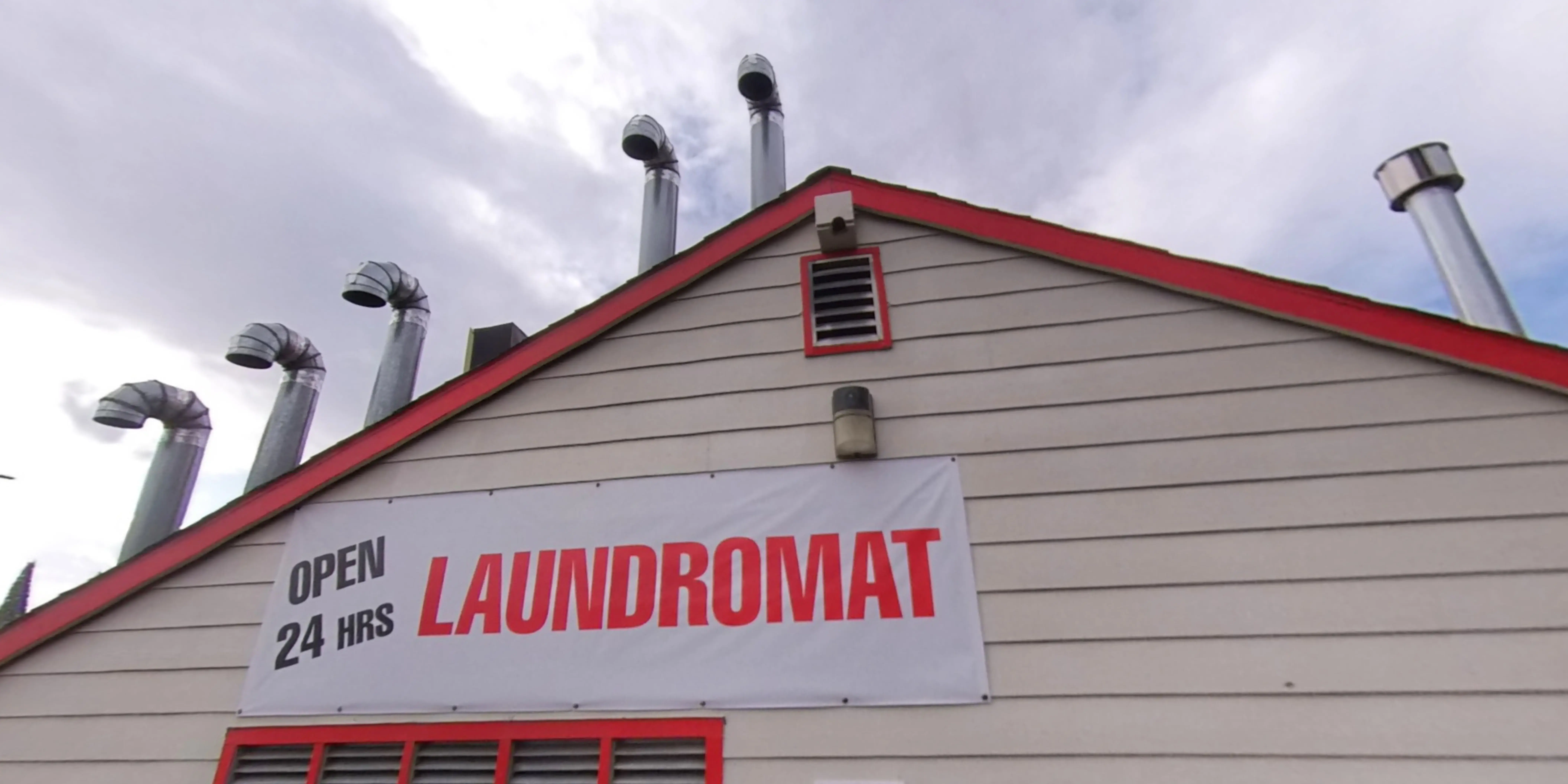 Town Center Laundromat thumbnail 18