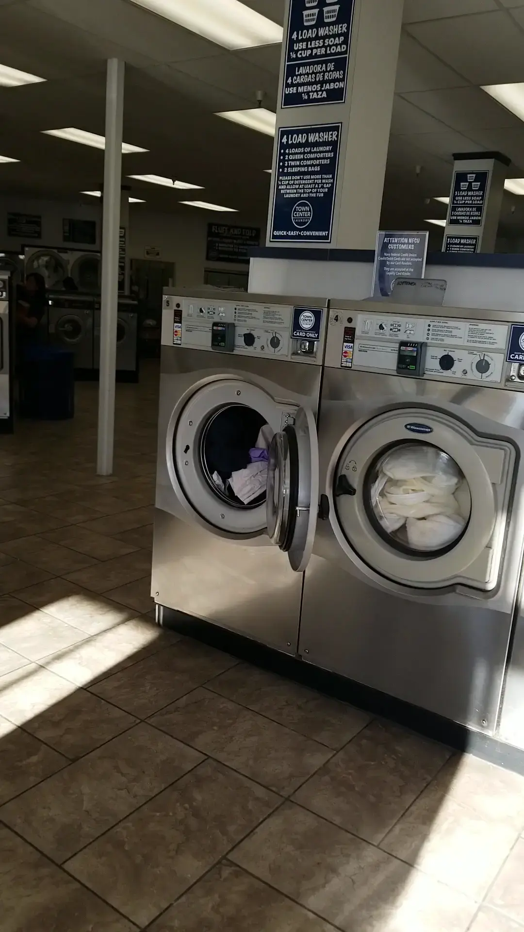 Town Center Laundromat - Image 8