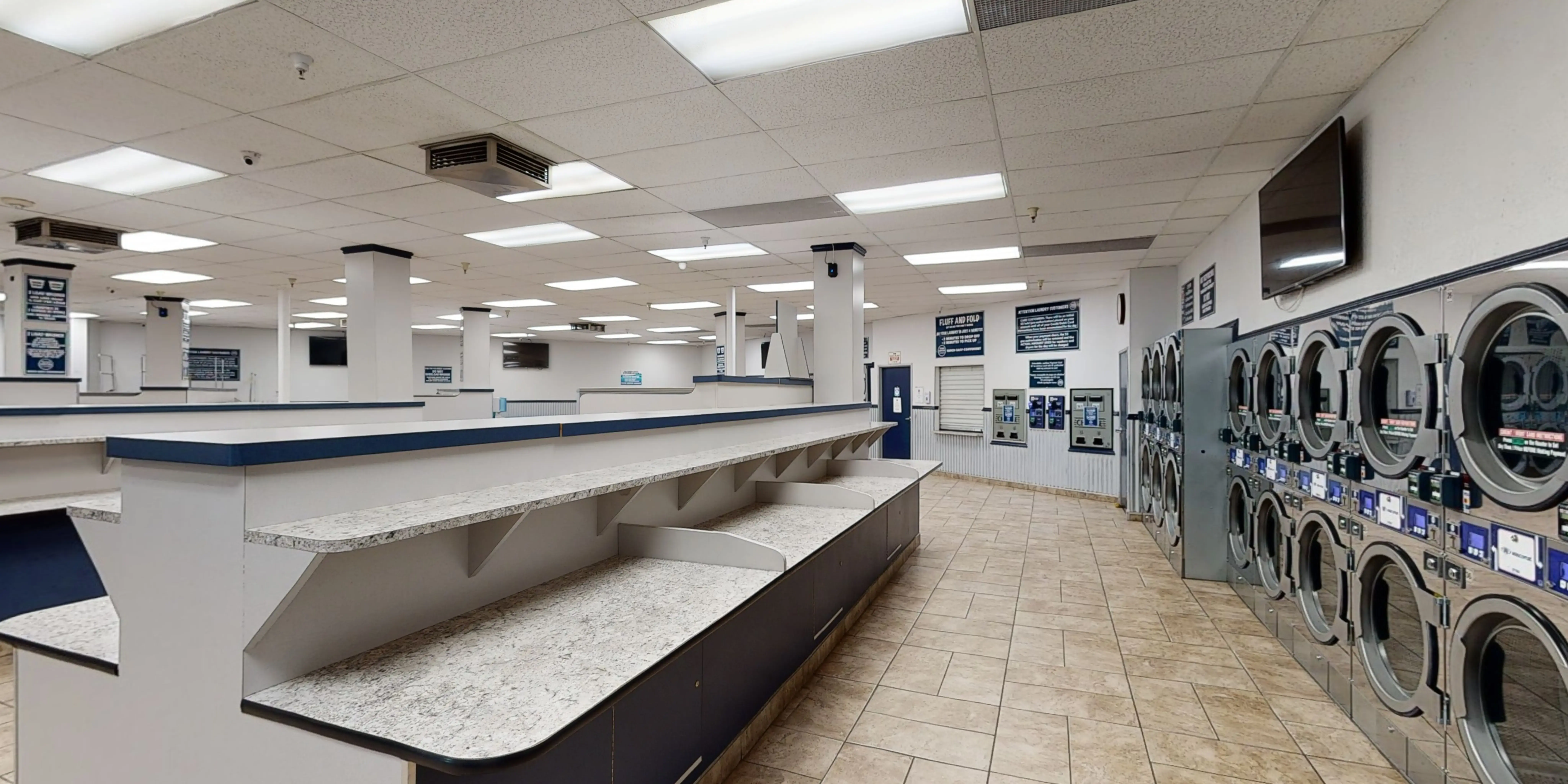 Town Center Laundromat thumbnail 12