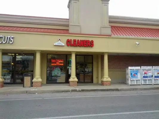 Town & Country Dry Cleaners thumbnail 8