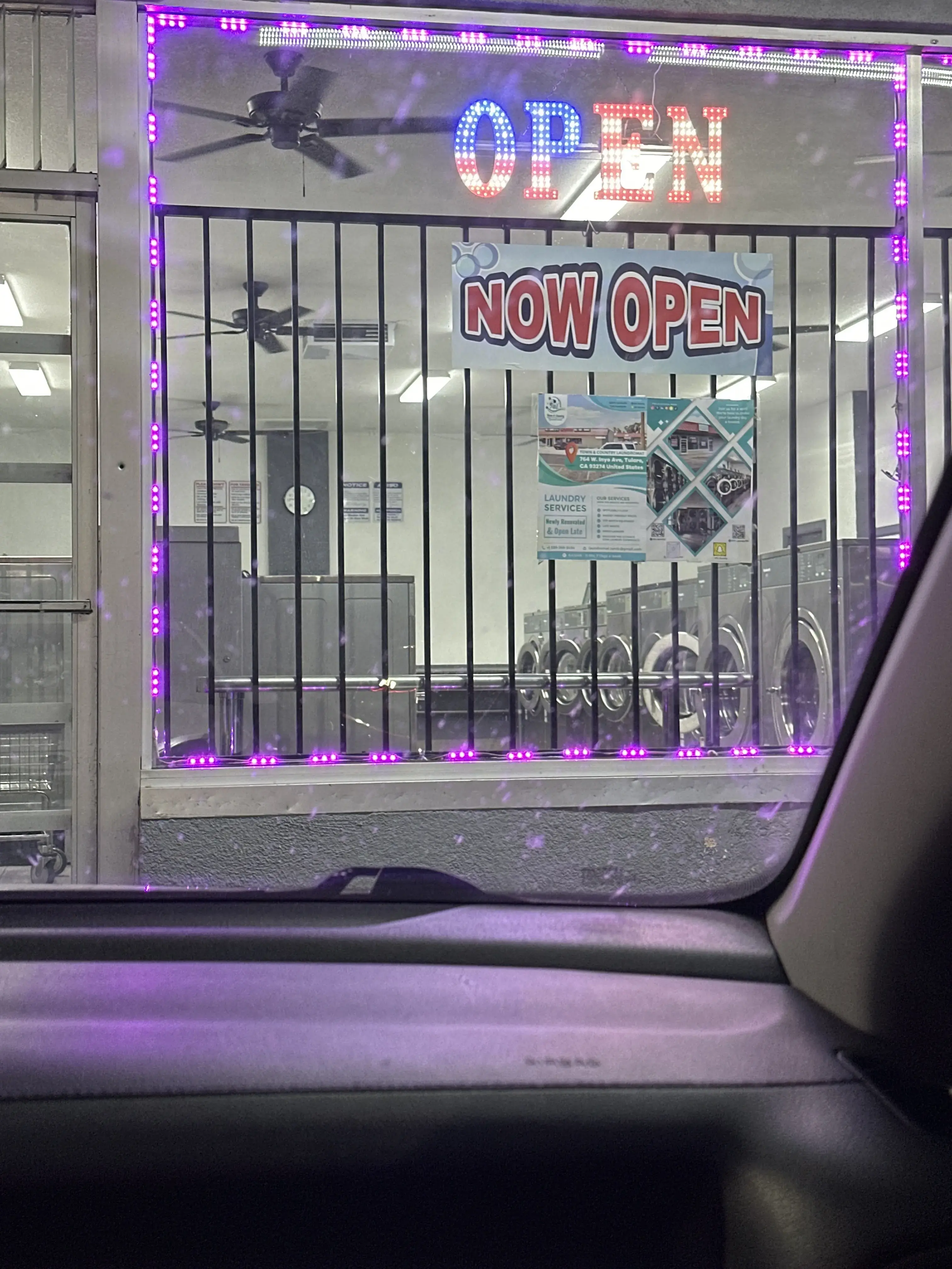 Town & Country Laundromat - Image 8