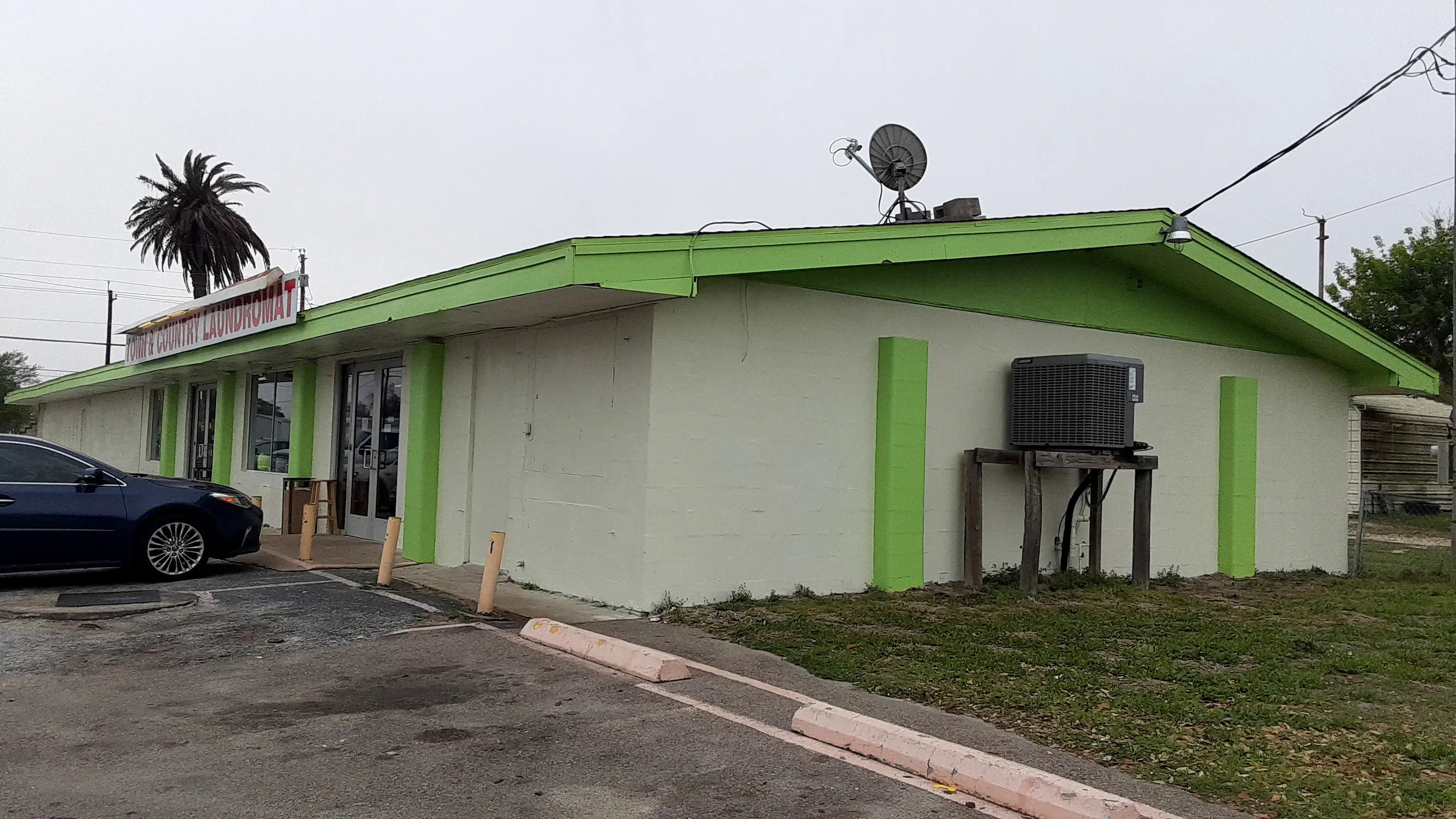 Town & Country Laundry location