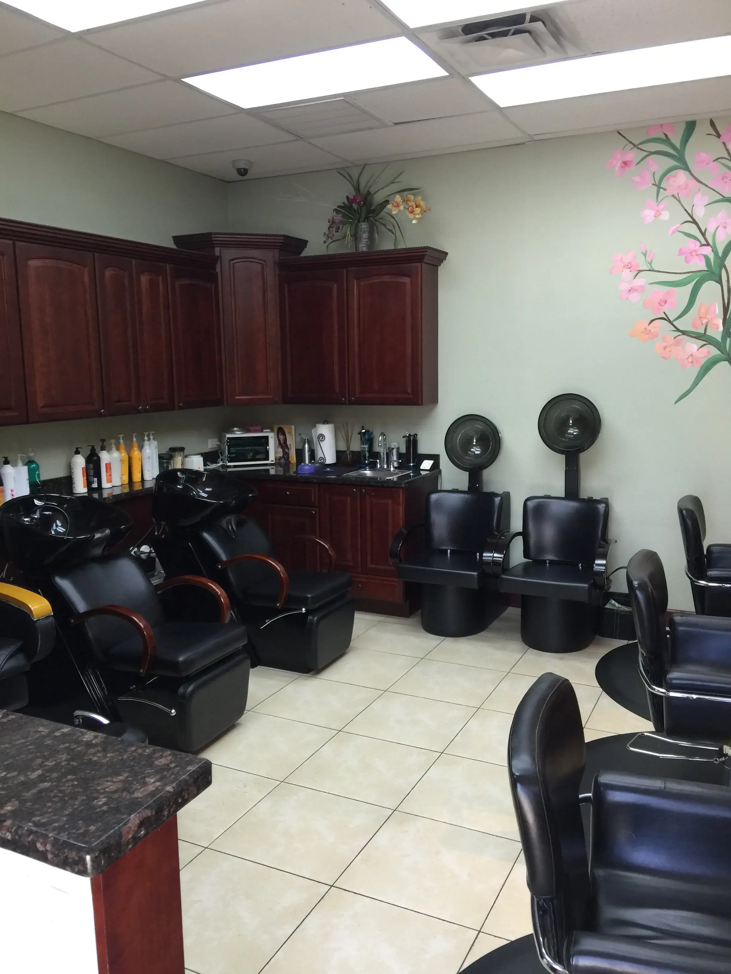 Town & Country Laundry - Image 4