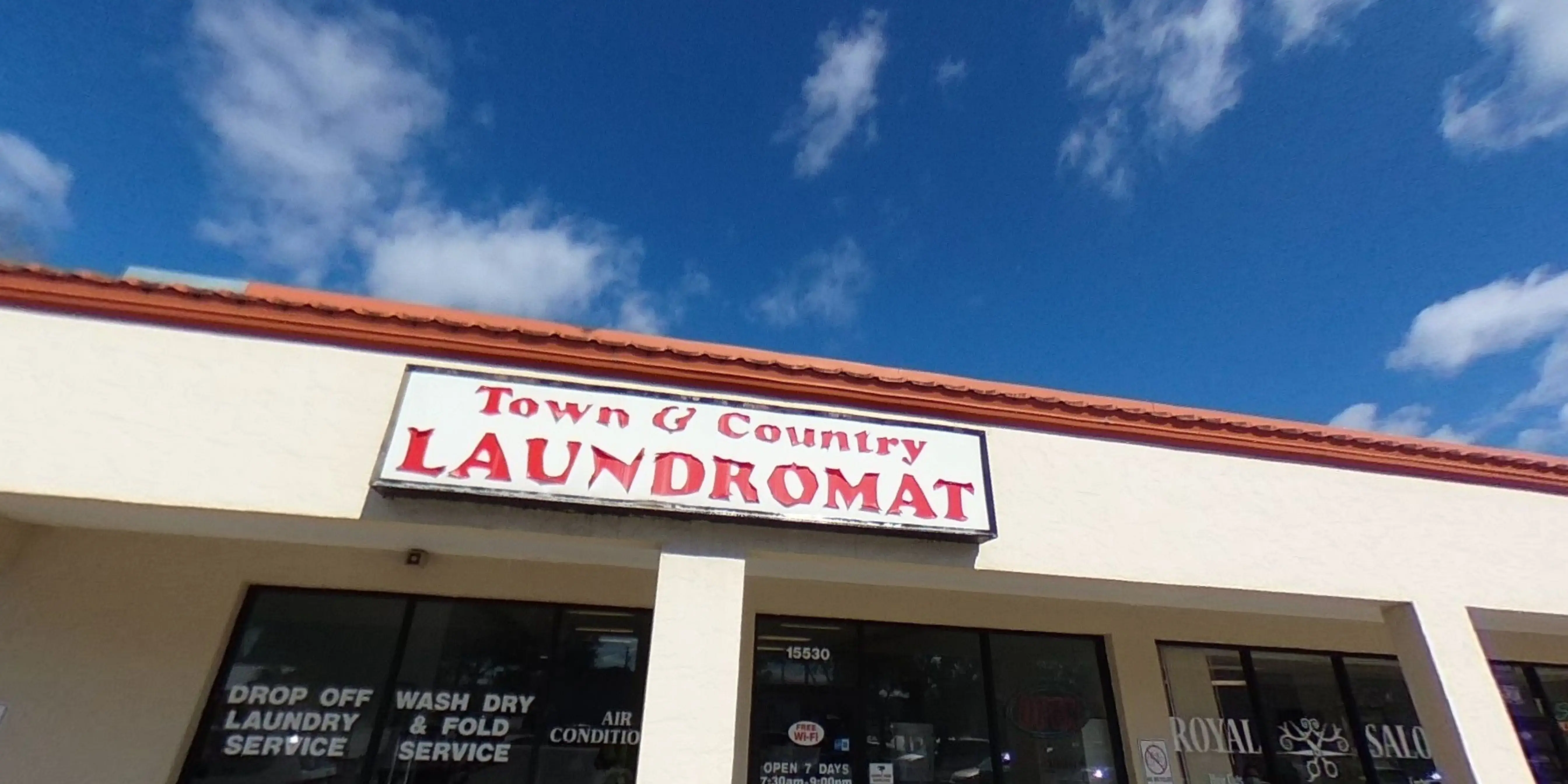 Town & Country Laundry thumbnail 3