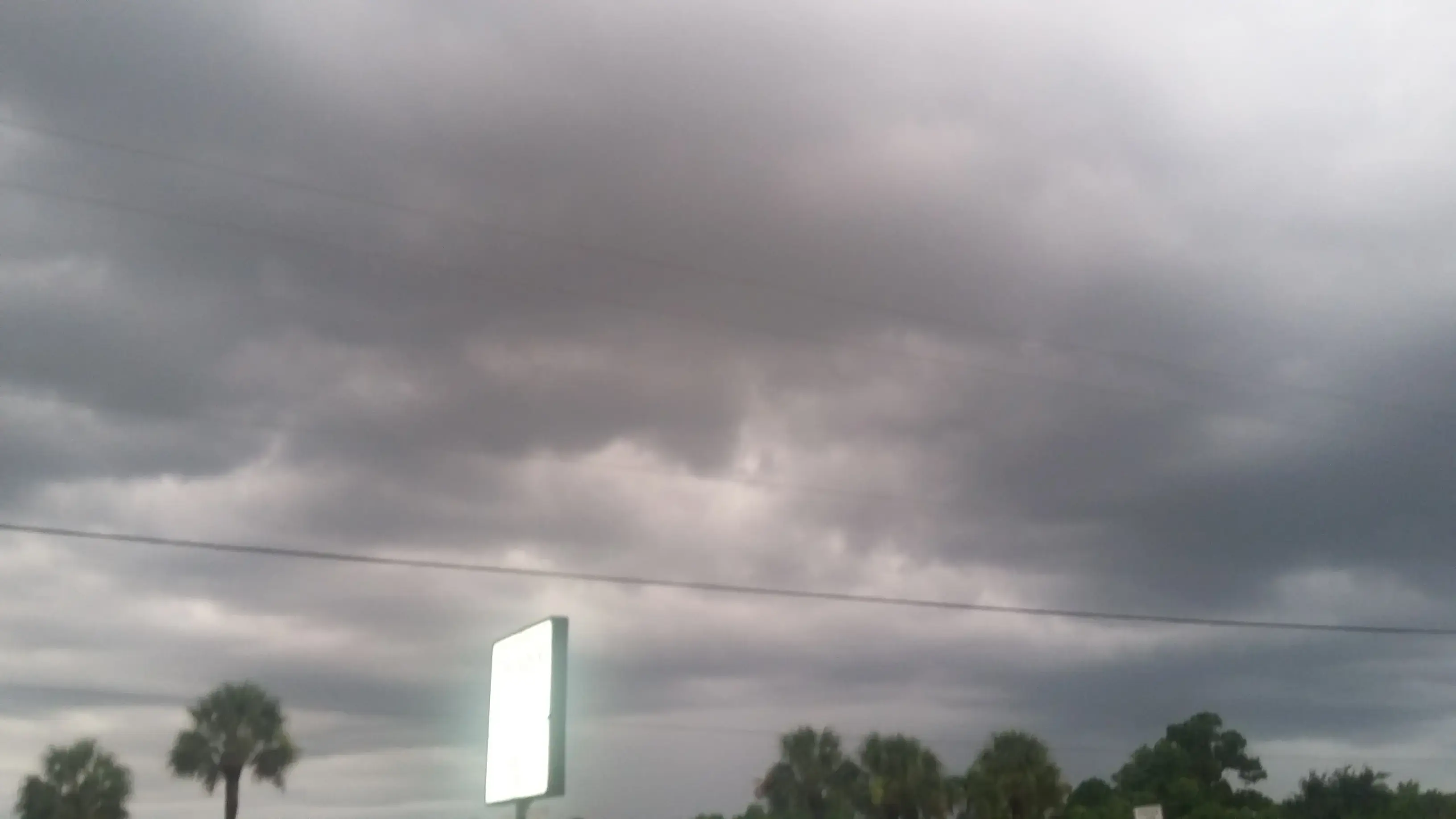 Town & Country Laundry - Image 3