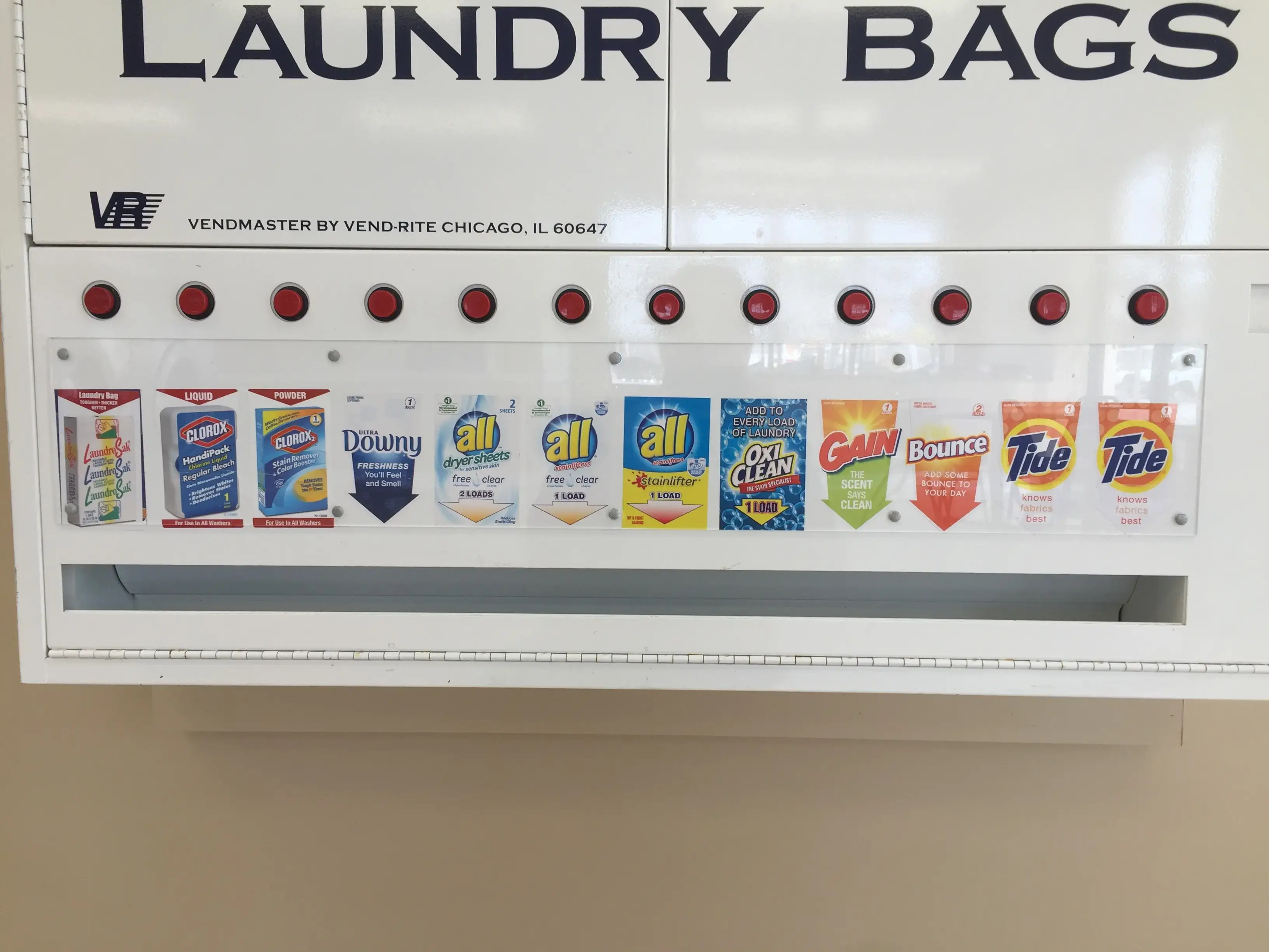 Town Hall Laundromat - Image 5