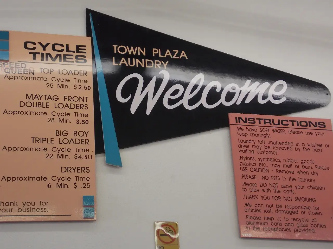 Town Plaza Laundry - Image 13
