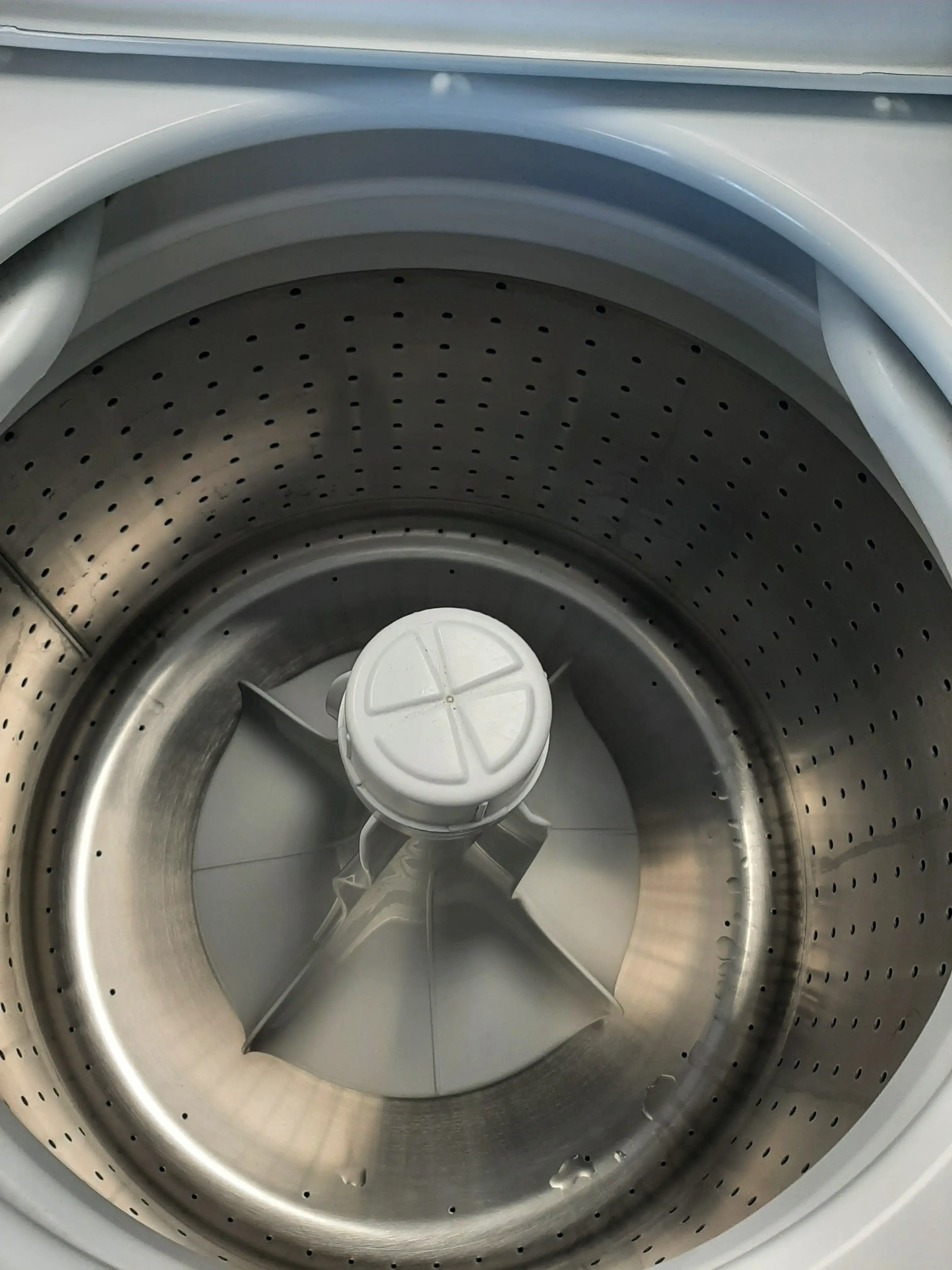 Towne Laundromat at Caldwell - Image 8